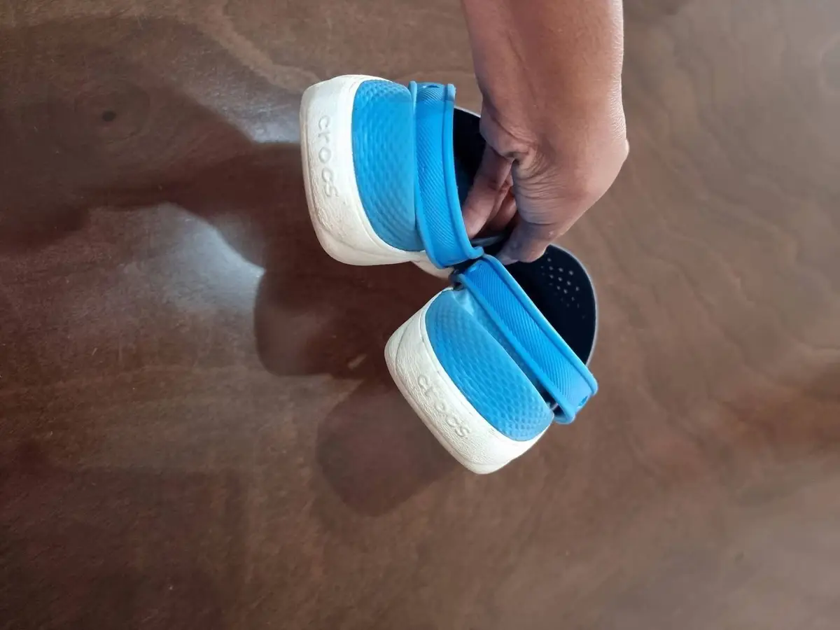 Crocs LiteRide Clogs Blue Size 5