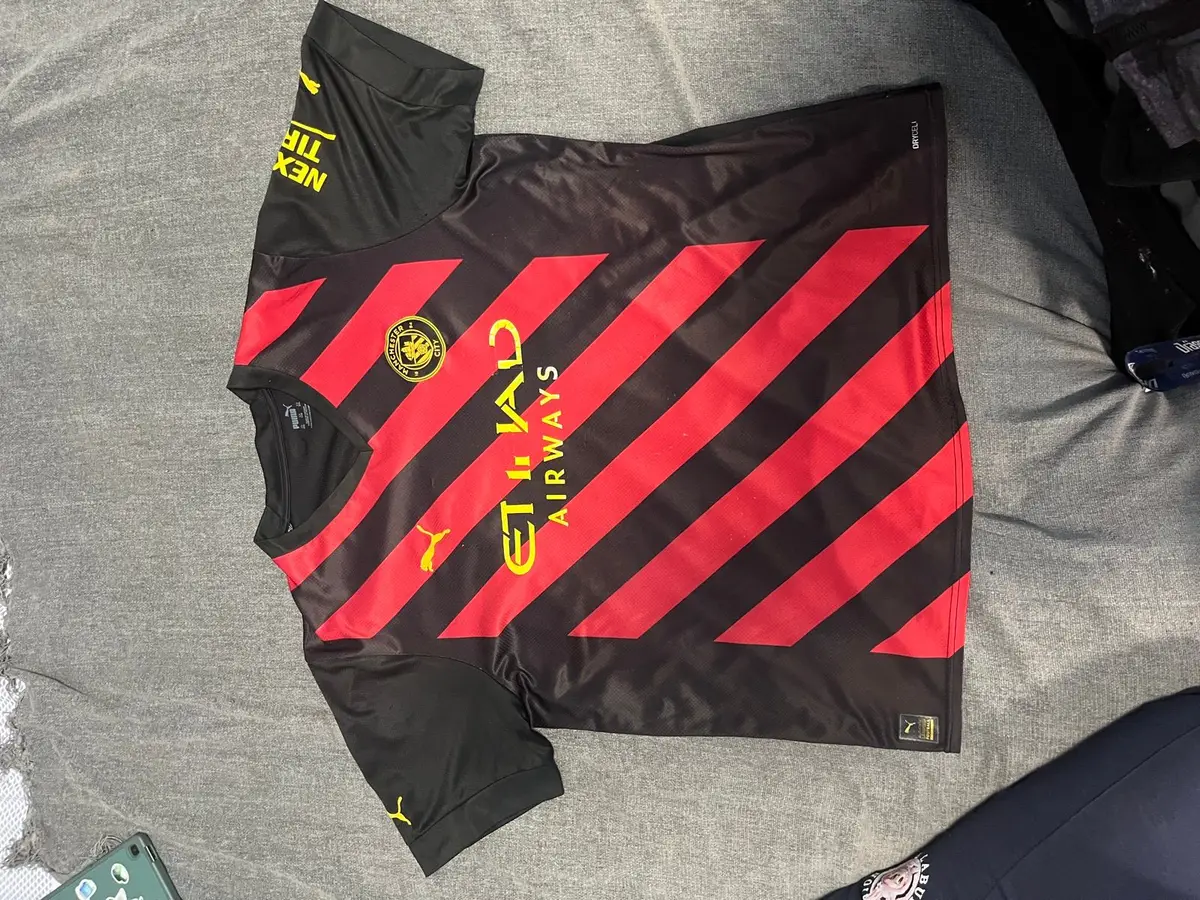 Puma Manchester City Football Jersey Black Red L