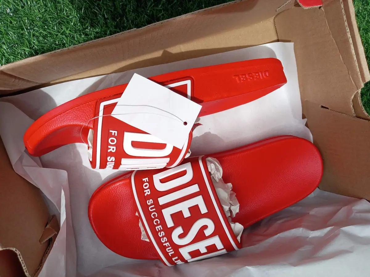 Diesel Red Slides