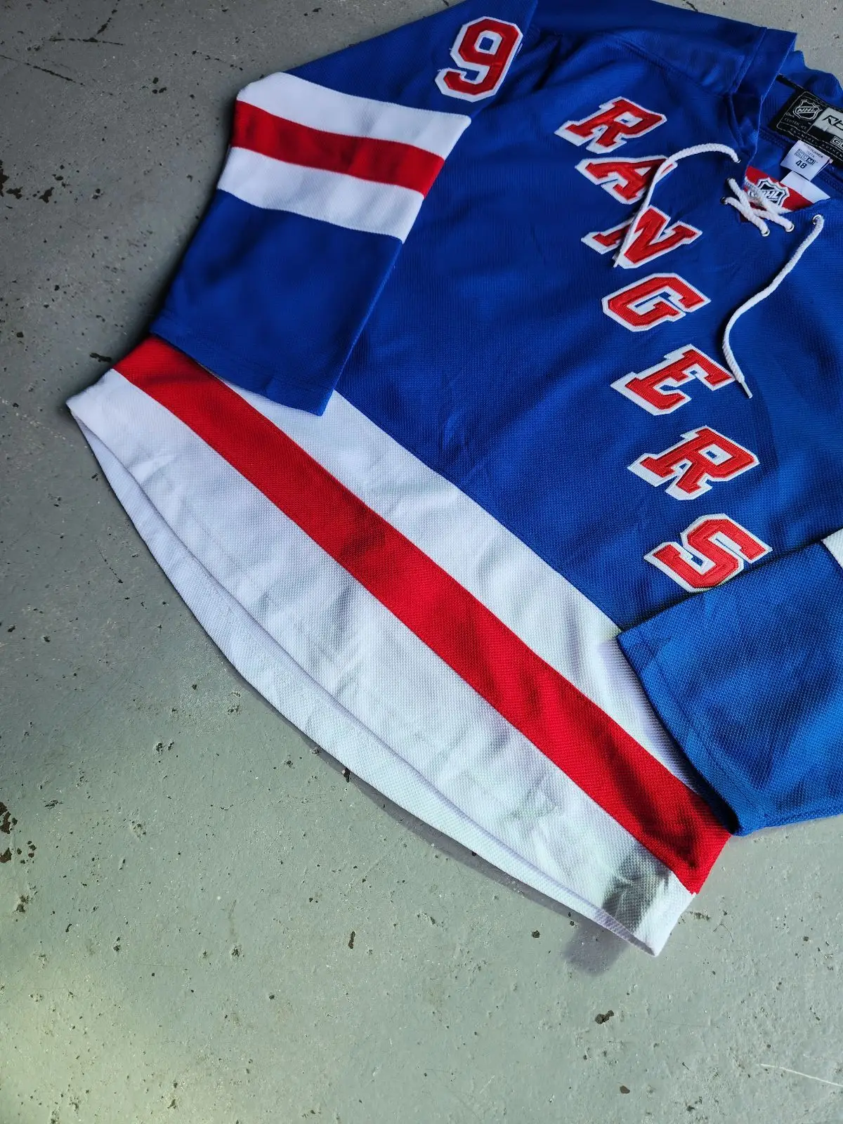 Vintage Reebok New York Rangers Gretzky 9 Hockey Jersey