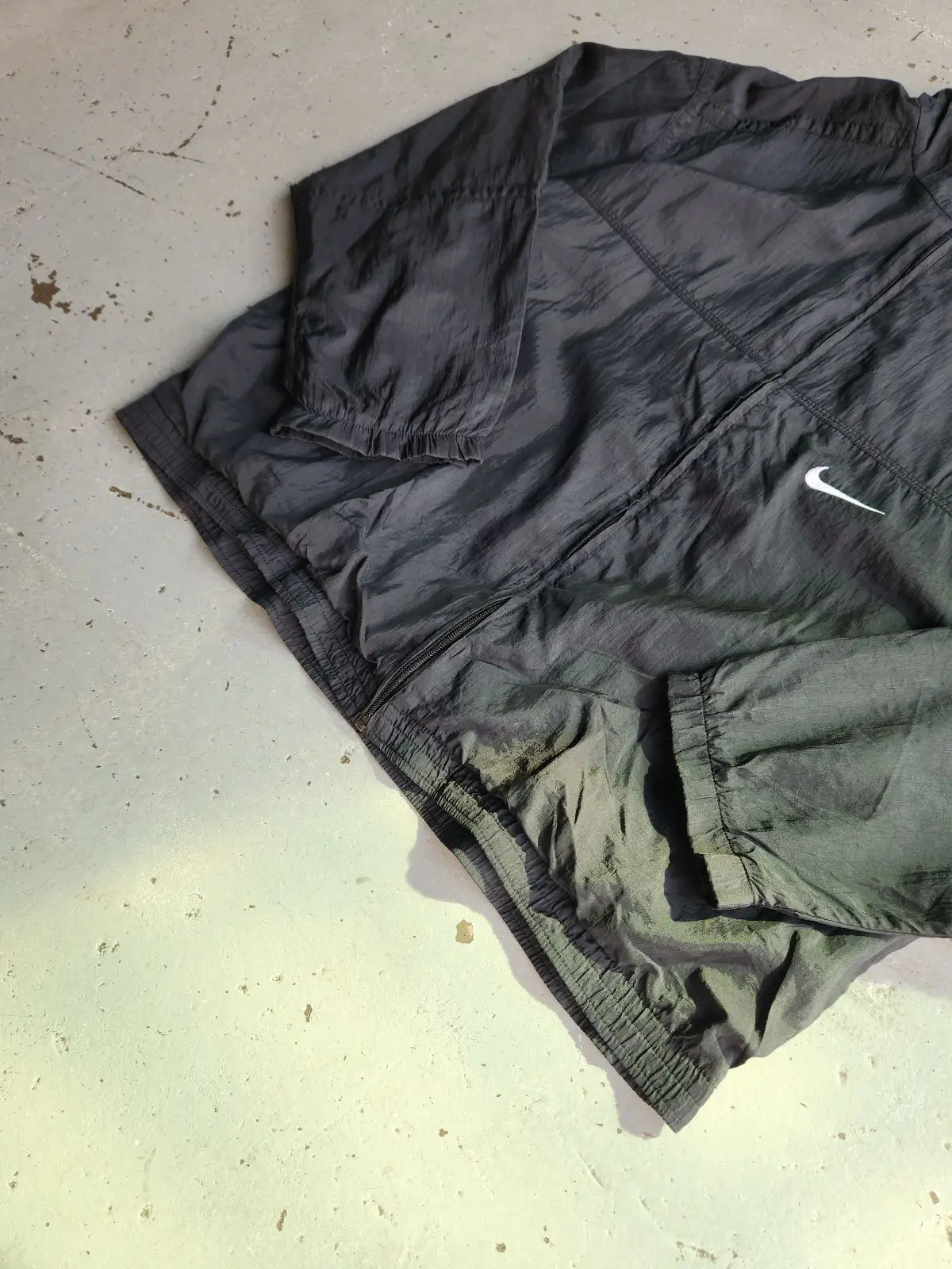 Vintage Black Nike Nylon Windbreaker Jacket