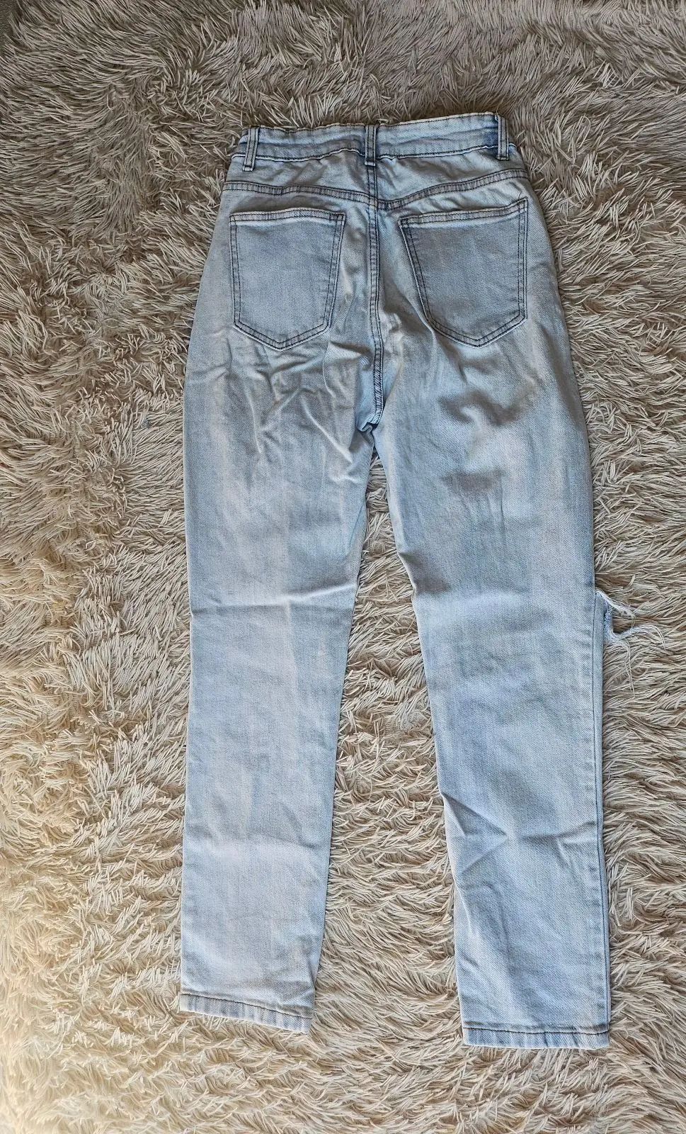 Cotton On Light Wash Ripped Mom Jeans Size 8