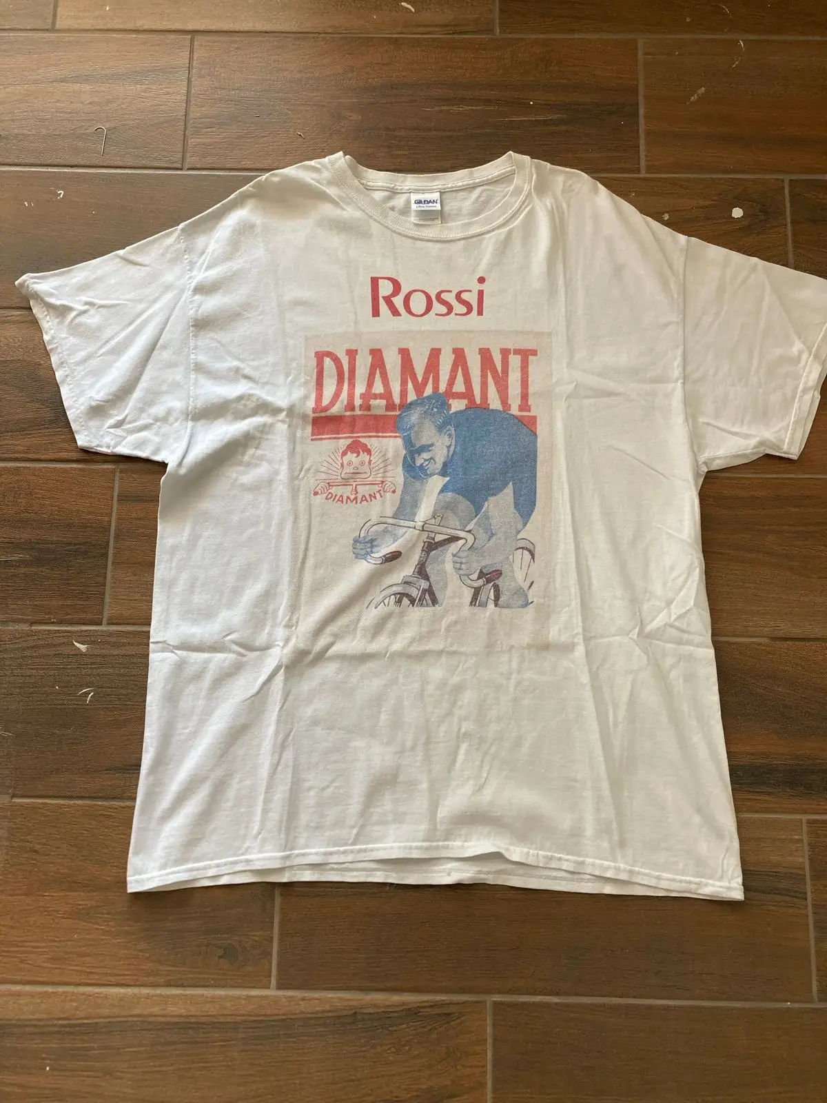 Gildan White Rossi Diamant Graphic Print T-Shirt XL