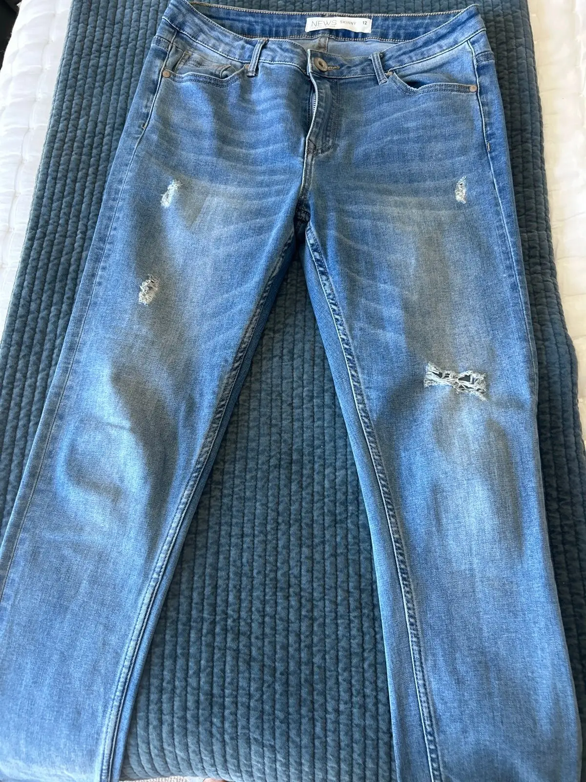 Foschini NEWS Skinny Distressed Blue Jeans Size 12
