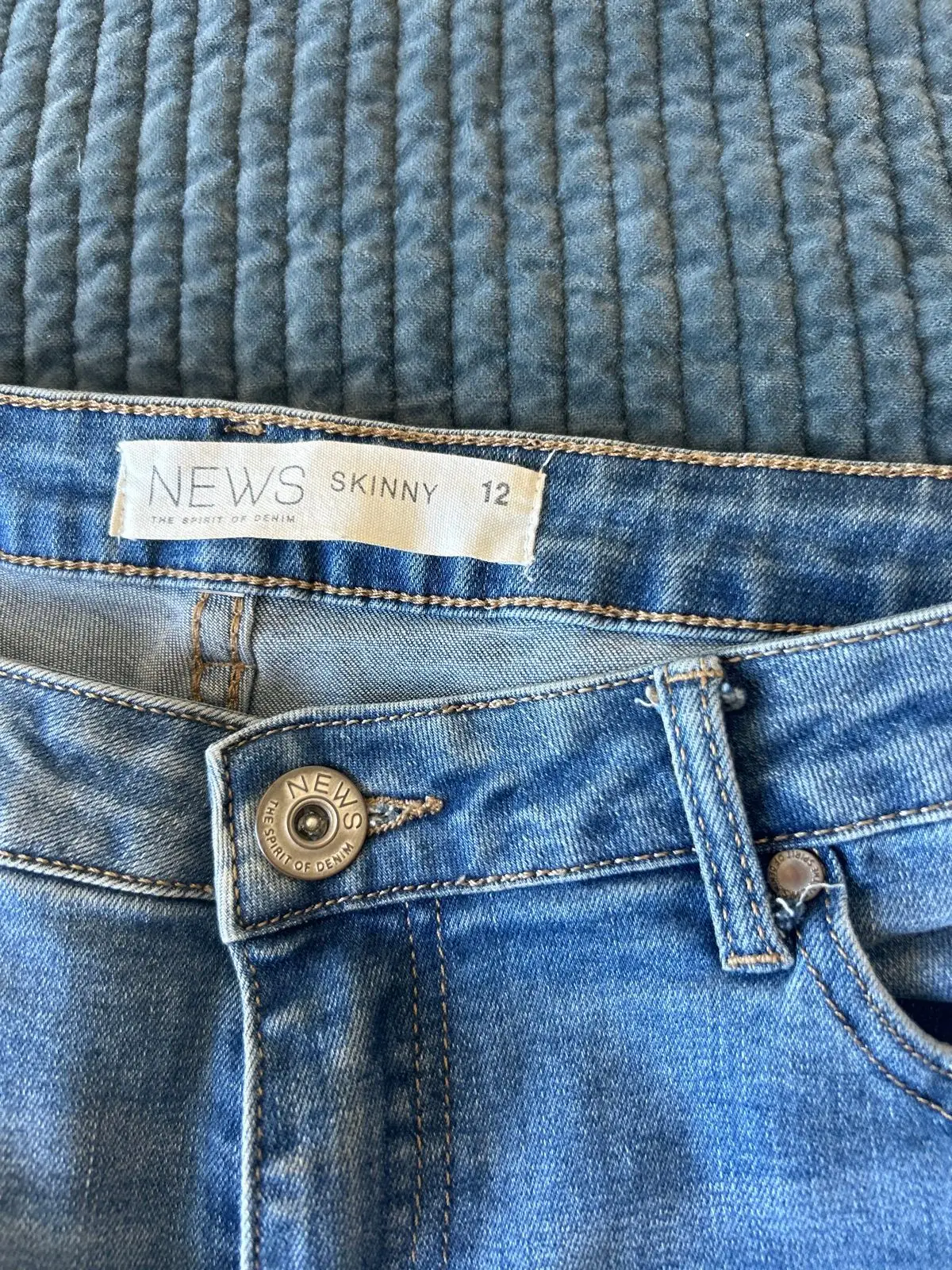 NEWS Skinny Distressed Blue Jeans Size 12