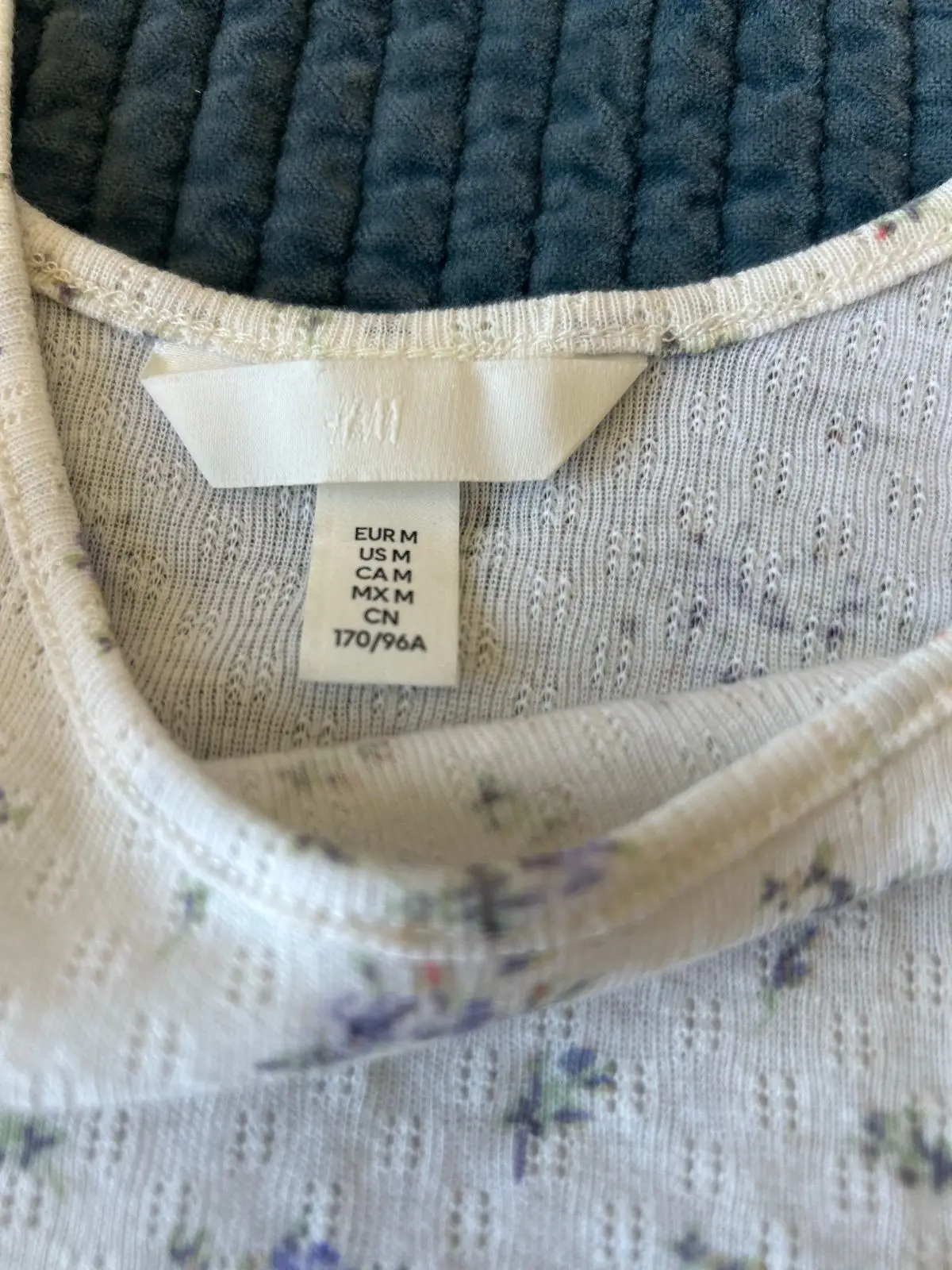 H&M Floral Print Short Sleeve Top