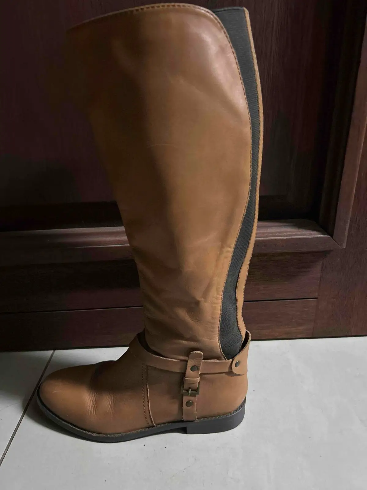 Tan Knee-High Boots Size 4
