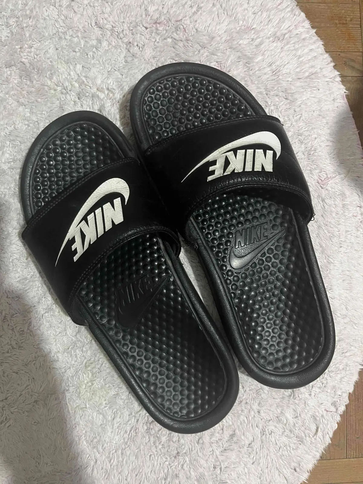 Nike Black Sliders