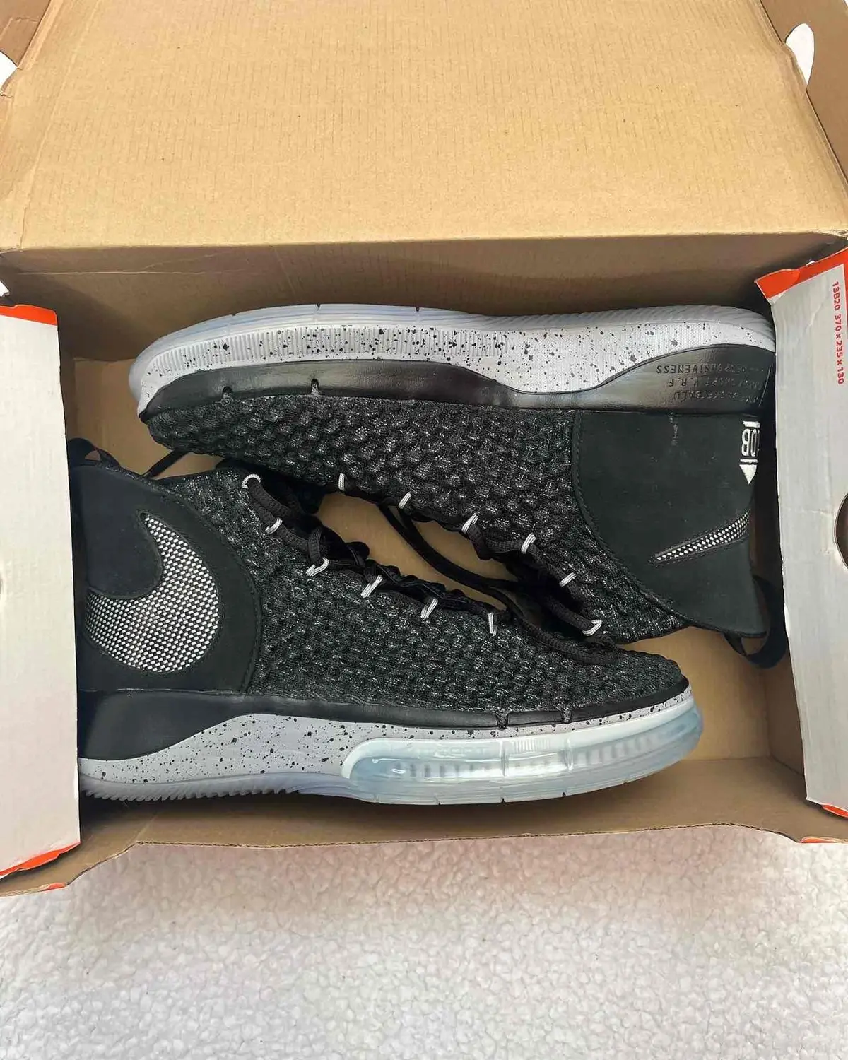 Nike Basketball Sneakers Black Grey Speckled Size 9