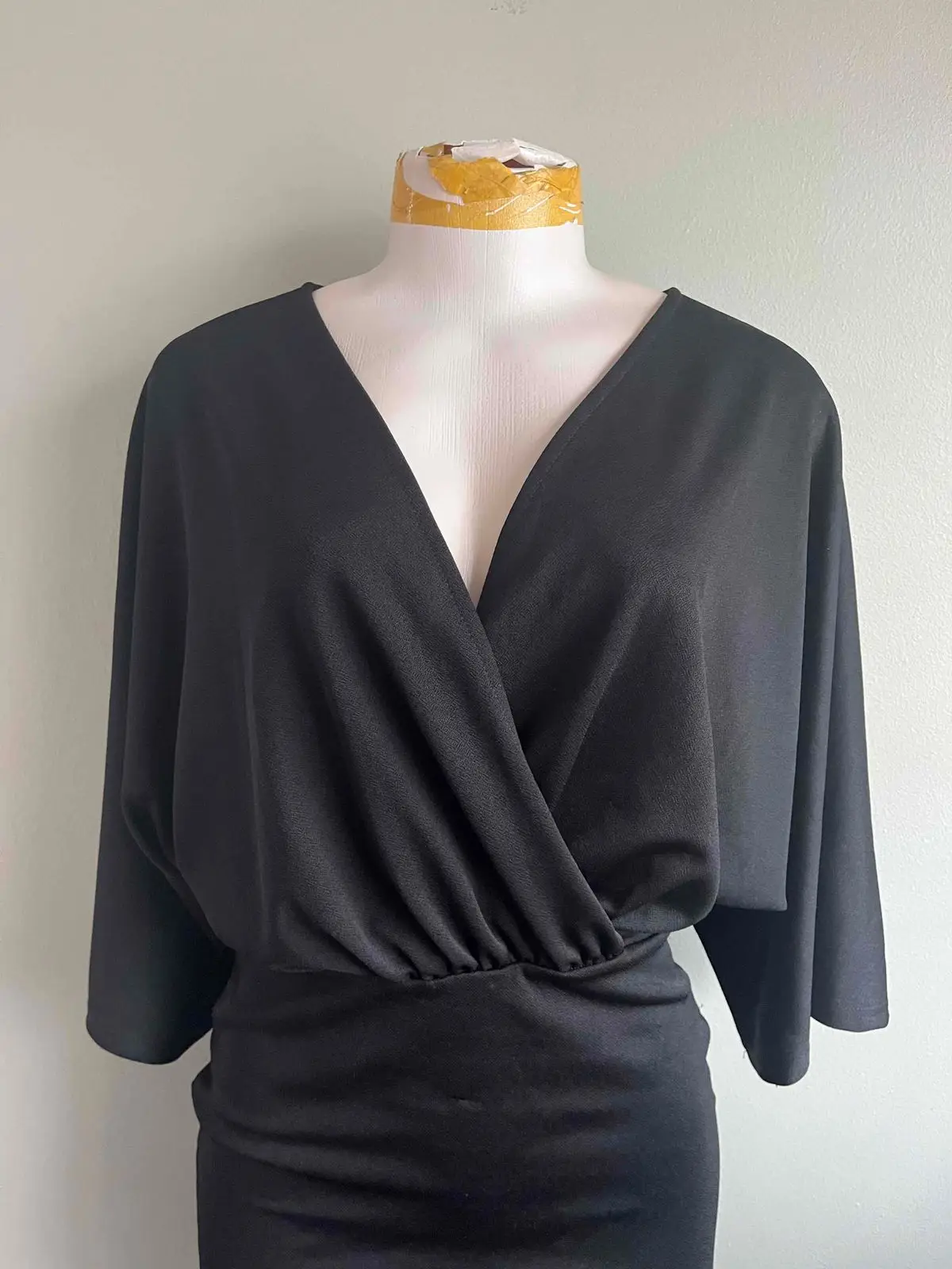 Pretty Little Thing Black V-Neck Wrap Top Size 12
