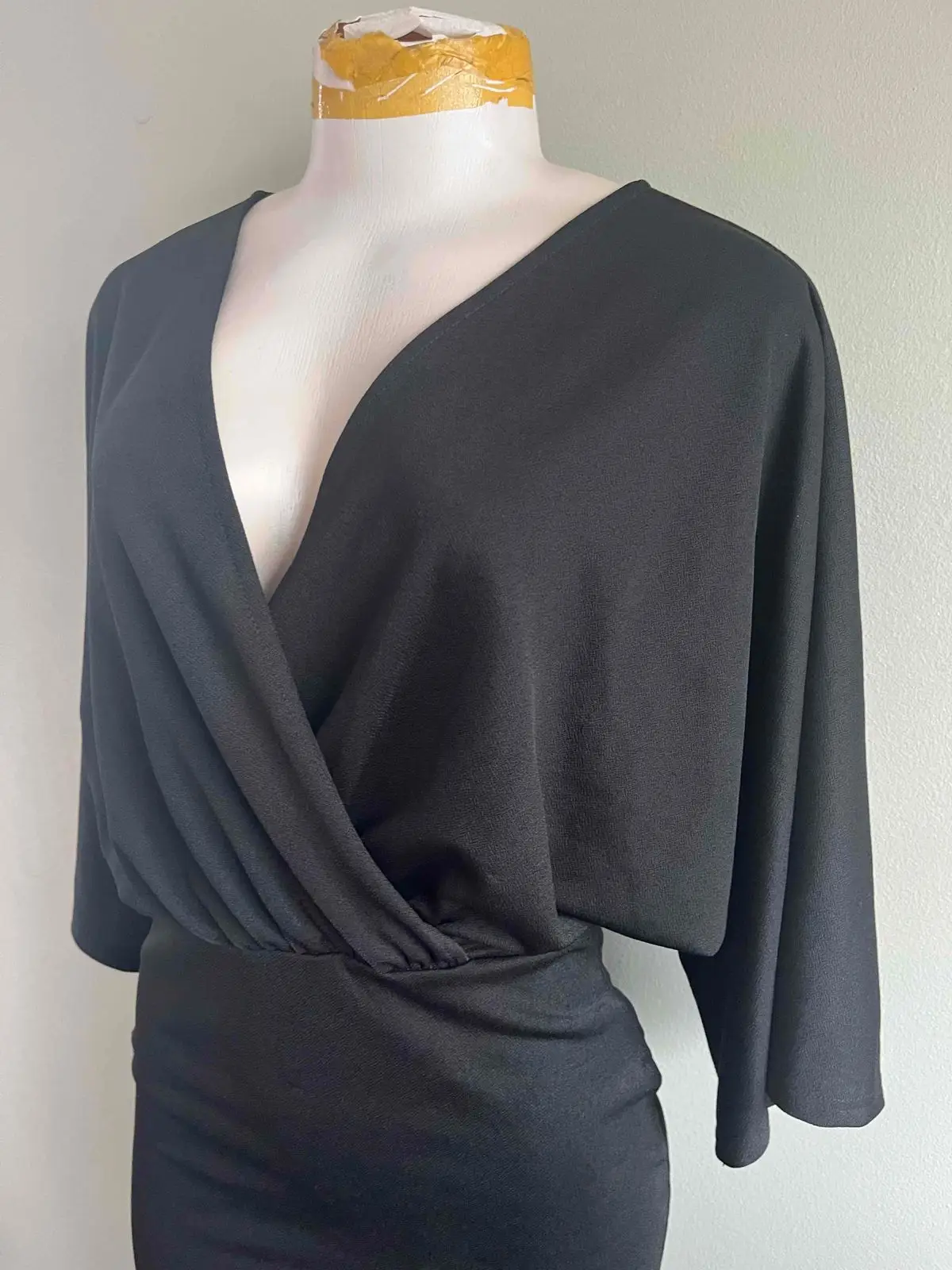 Pretty Little Thing Black V-Neck Wrap Top Size 12