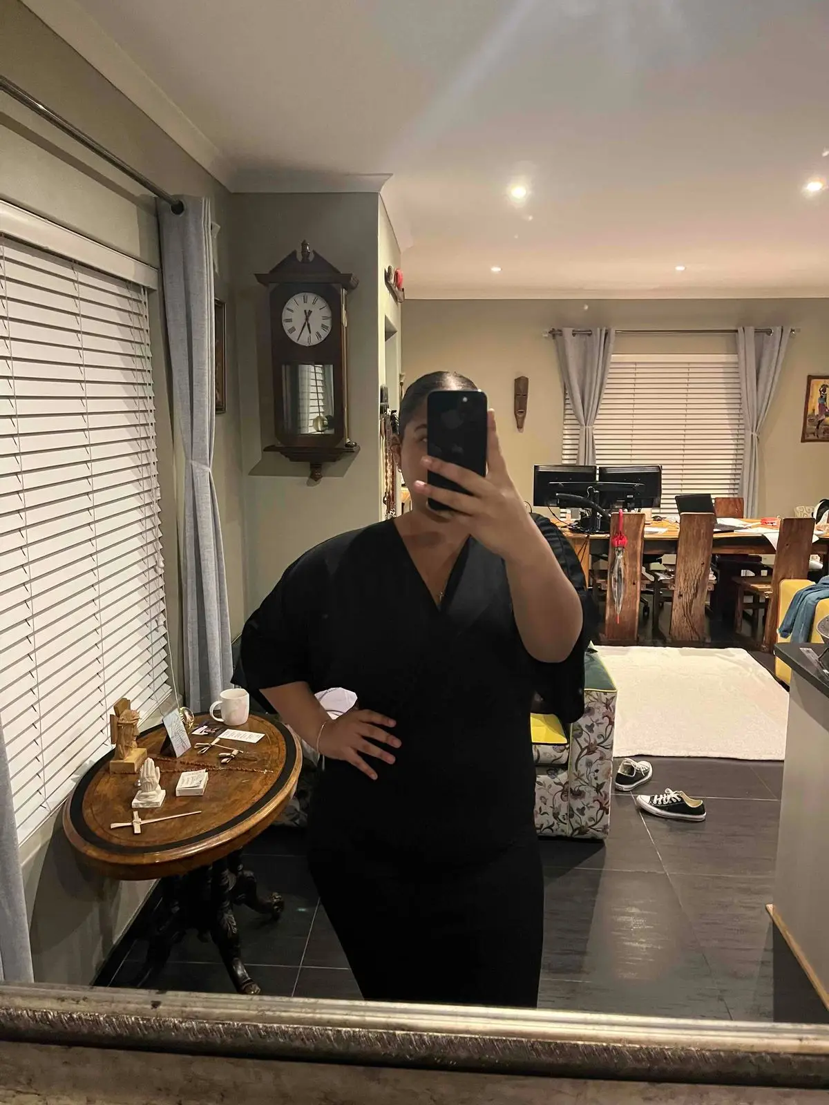 PrettyLittleThing Black V-Neck Top