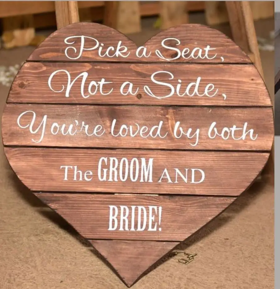 Wooden wedding guest guide heart shaped. Still in great condition. 50 cm by 49 cm