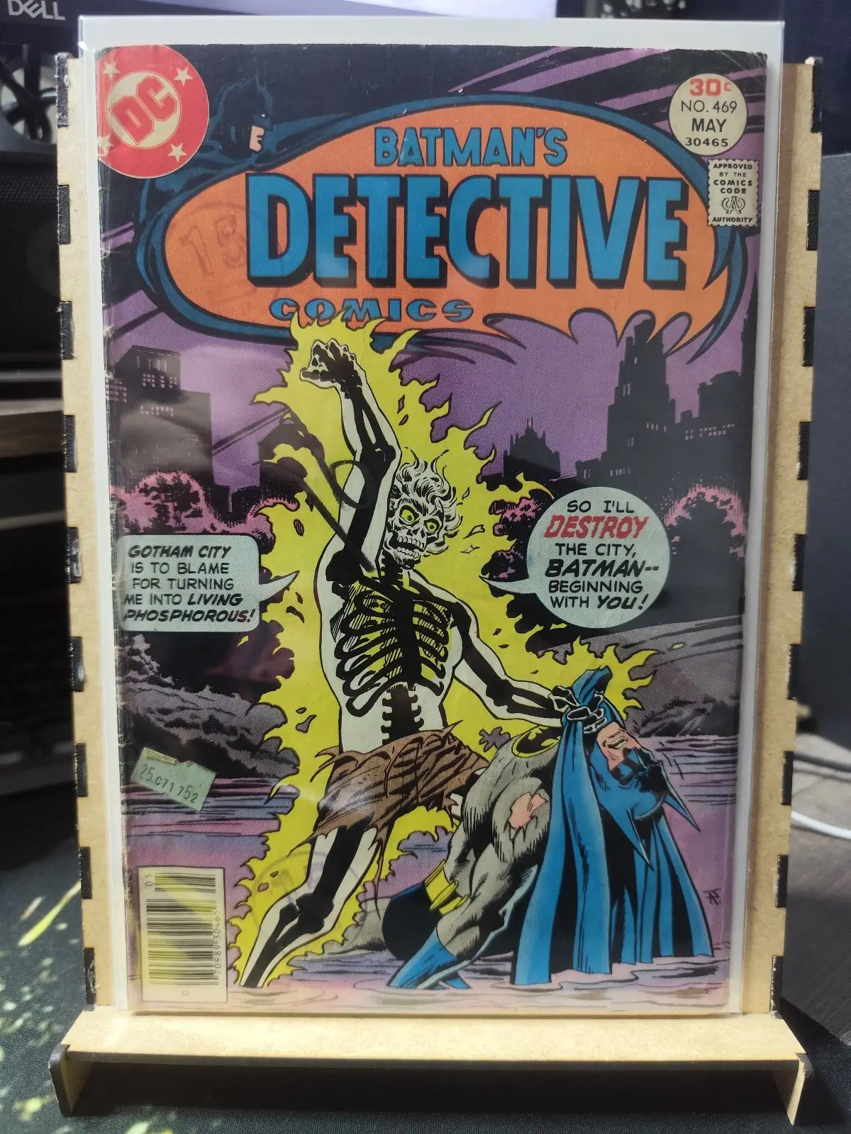 DC Comics Detective Comics #469 DC Comic Book