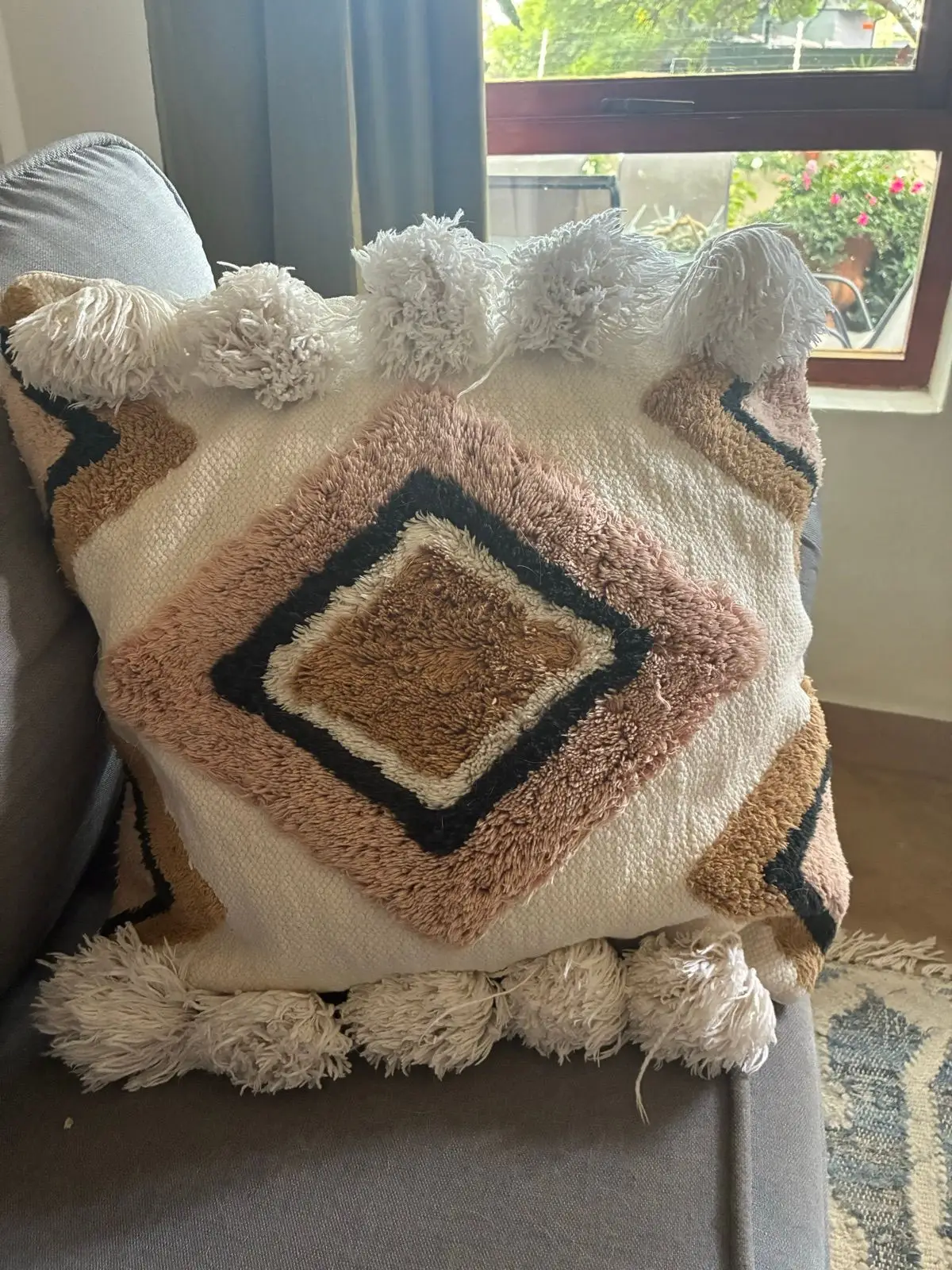 H&M Tufted Scatter Cushion Cover with Tassels