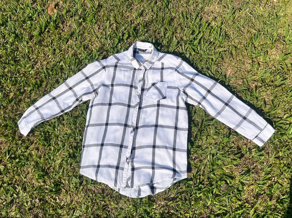 Miladys White and Grey Check Long Sleeve Button-Up Shirt Size L