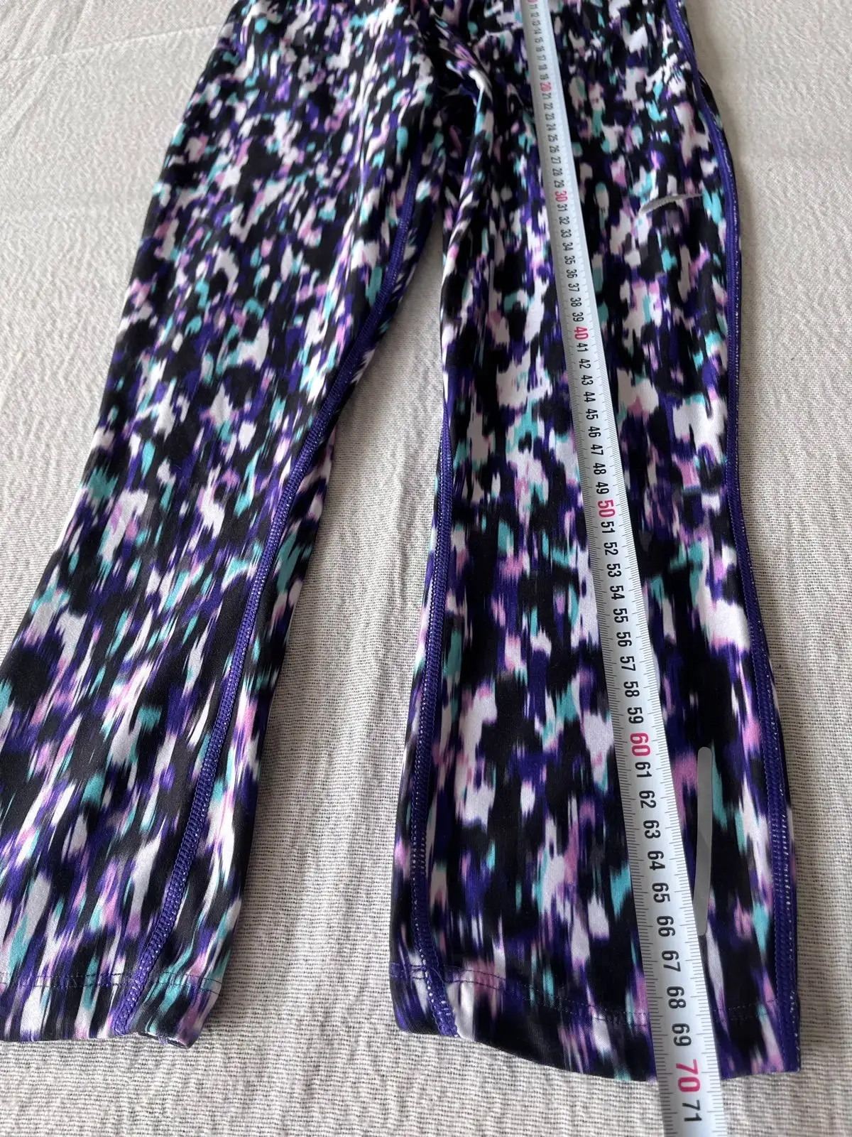 Nike Printed Athletic Capri Leggings