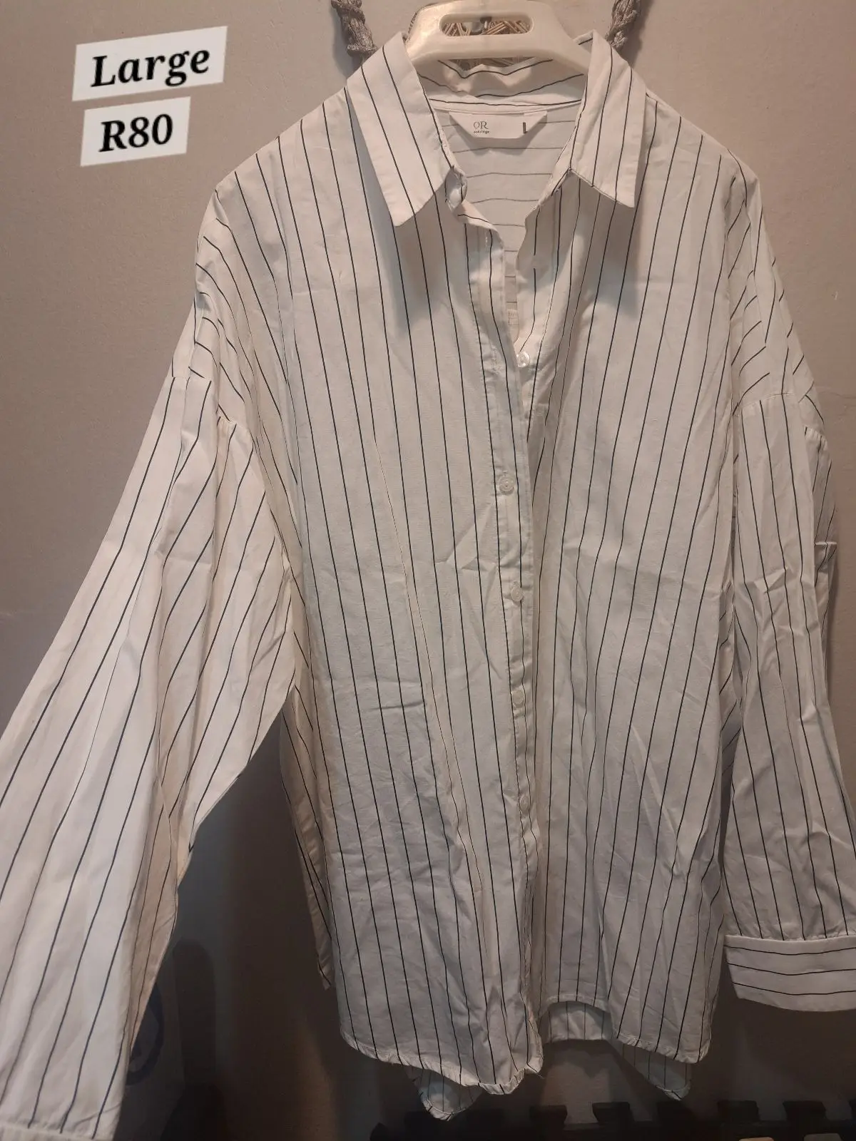 Oakridge White and Blue Striped Long Sleeve Button-Down Shirt