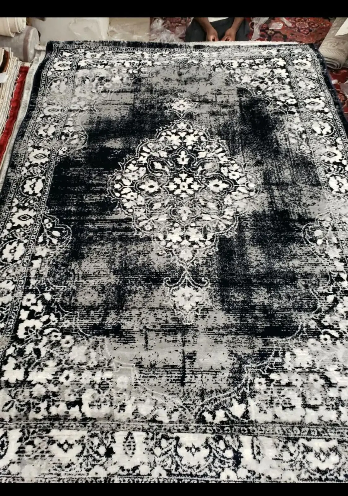 Persian Style Rug Black And White 160x230