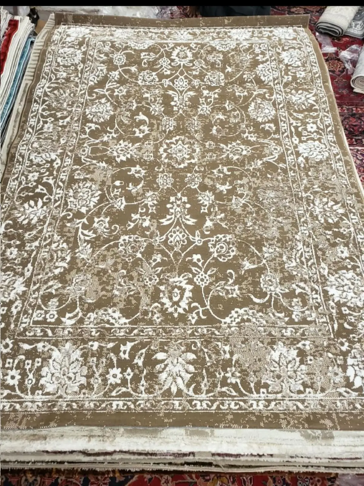Brown Persian Rug 160x230
