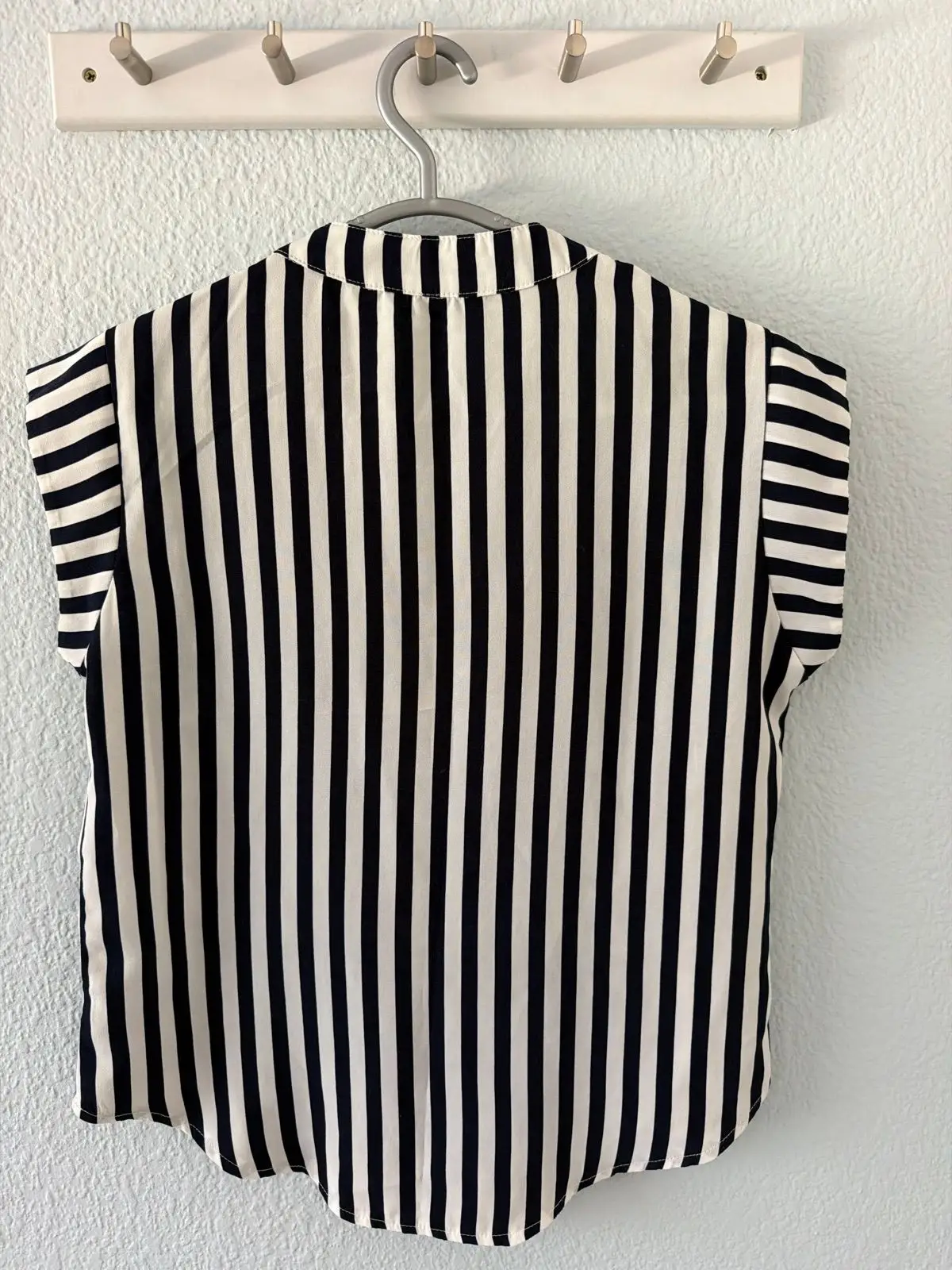 SHEIN Black and White Striped V-Neck Top