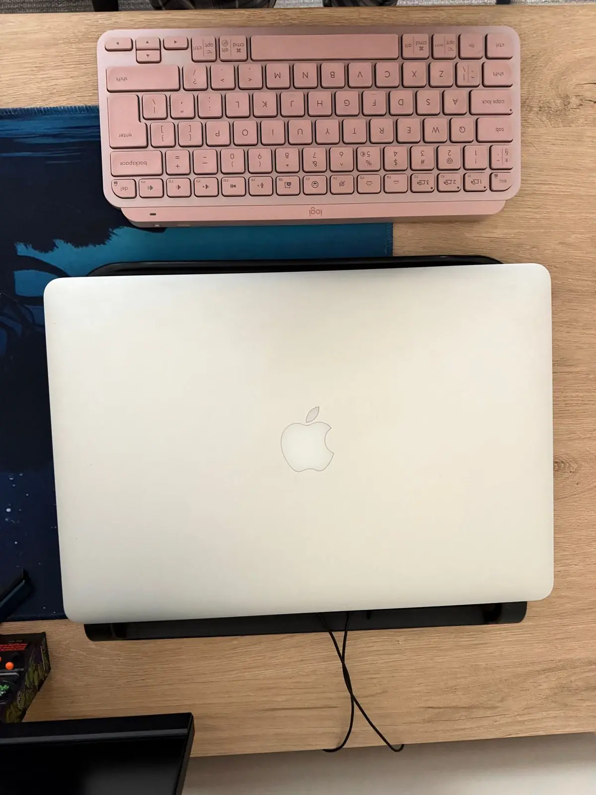 Apple MacBook Laptop