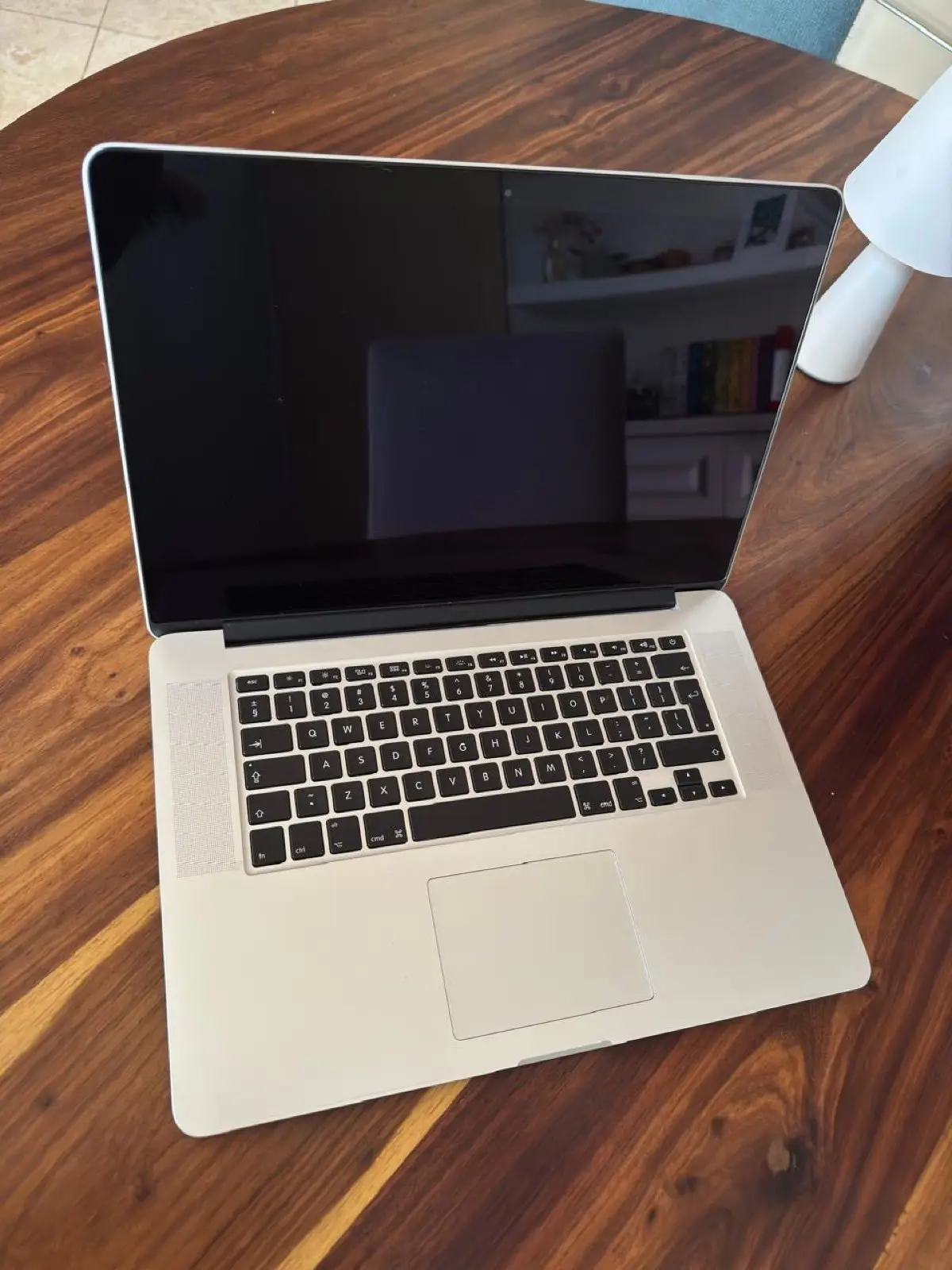 Apple MacBook Laptop