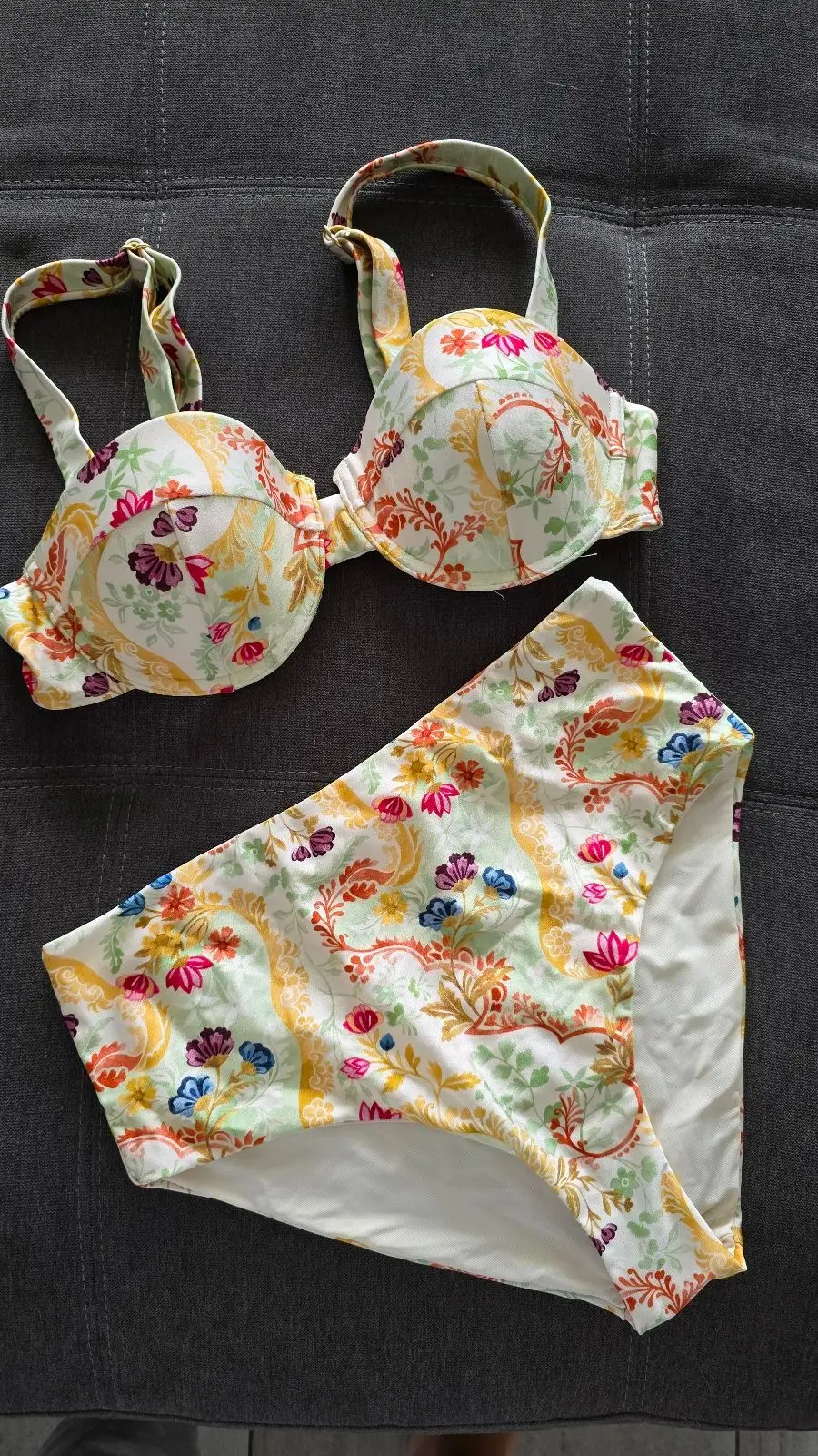 Poetry Floral Print Bikini Set