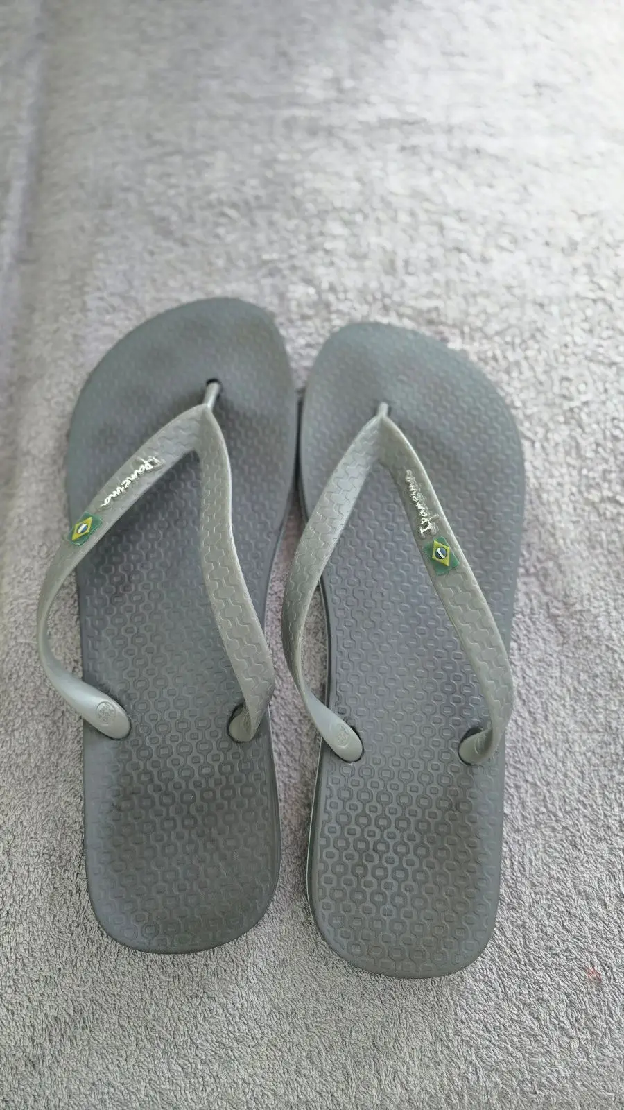 Ipanema Grey Flip Flops Size 9