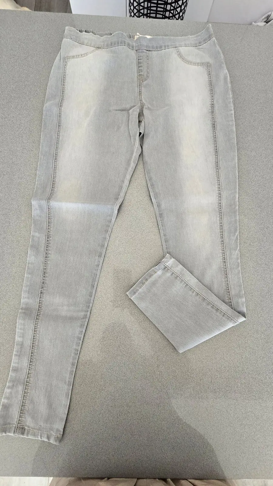Grey Jeggings