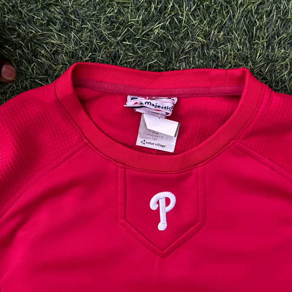 Majestic MLB Philadelphia Phillies Therma Base Long-Sleeve Top