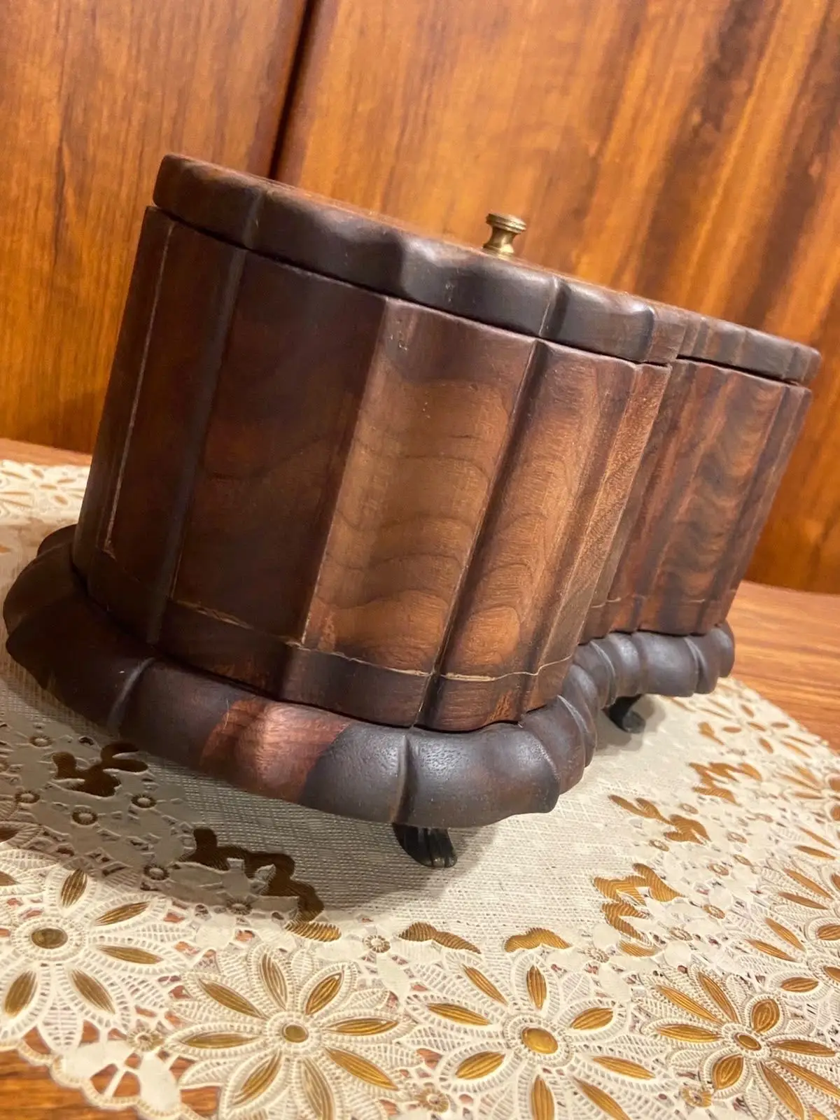Vintage Wooden Keepsake Box with Lid