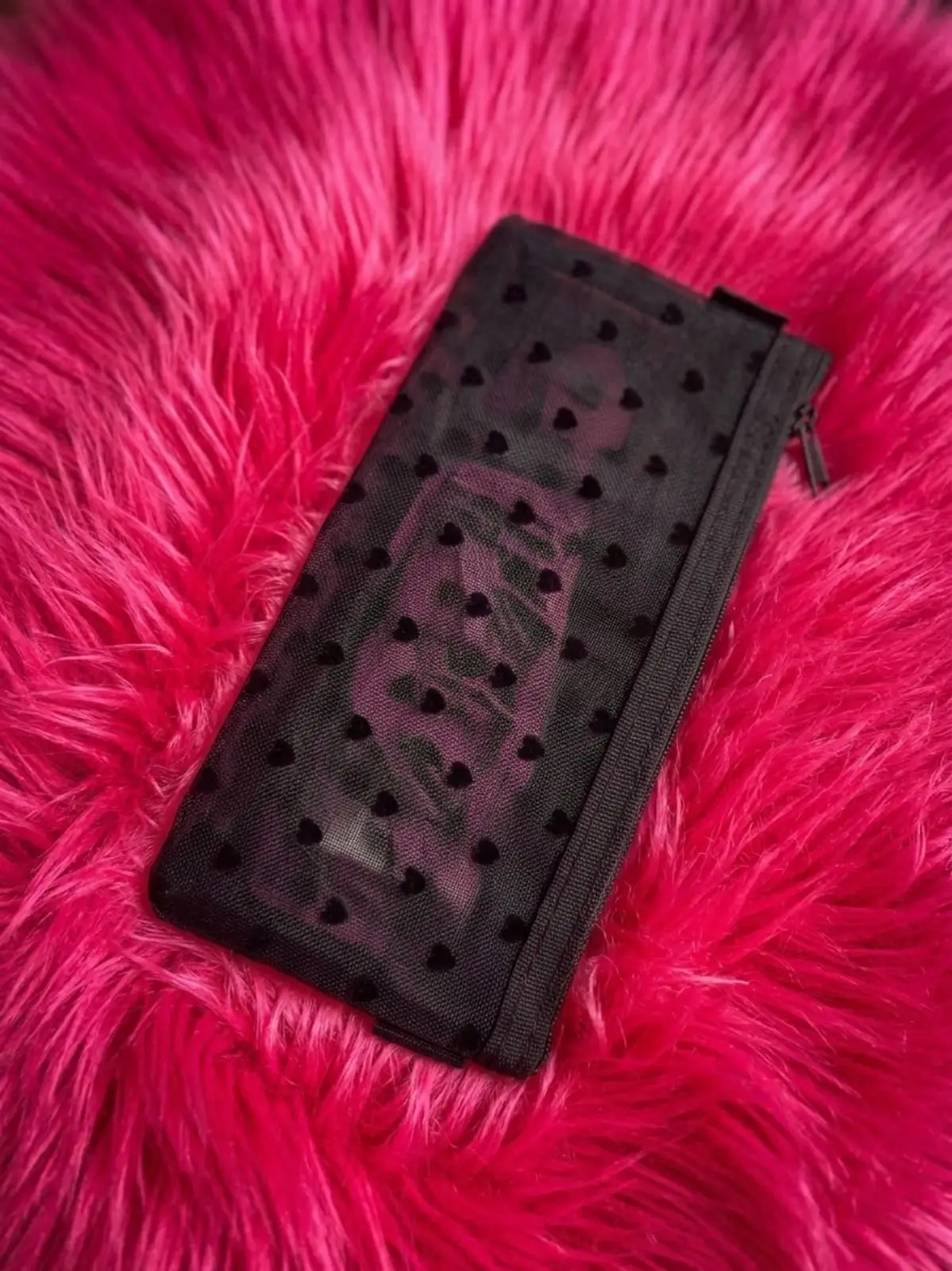Black Mesh Heart Pattern Pencil Case