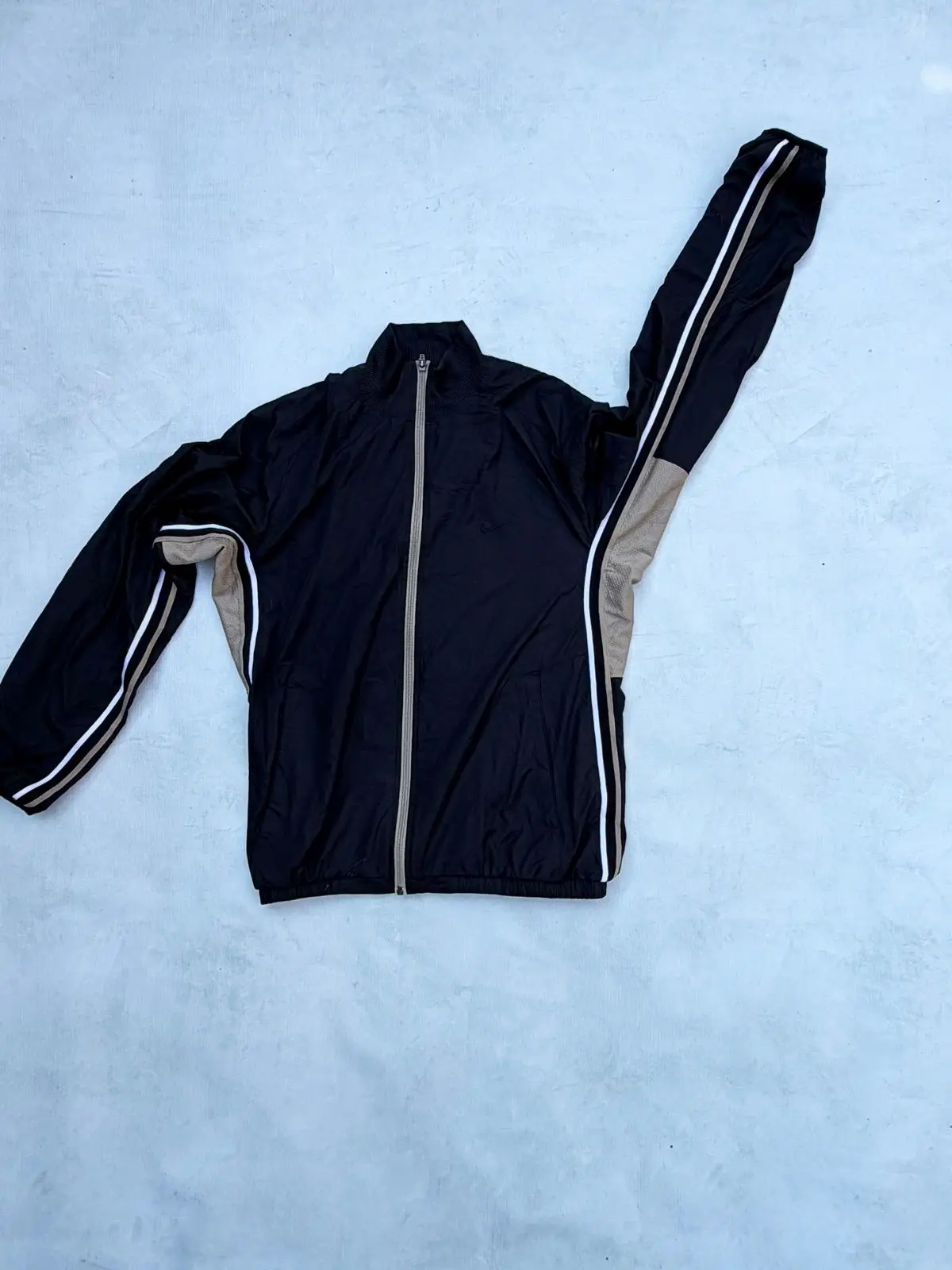 Nike Vintage Men's Windbreaker Jacket Black Medium