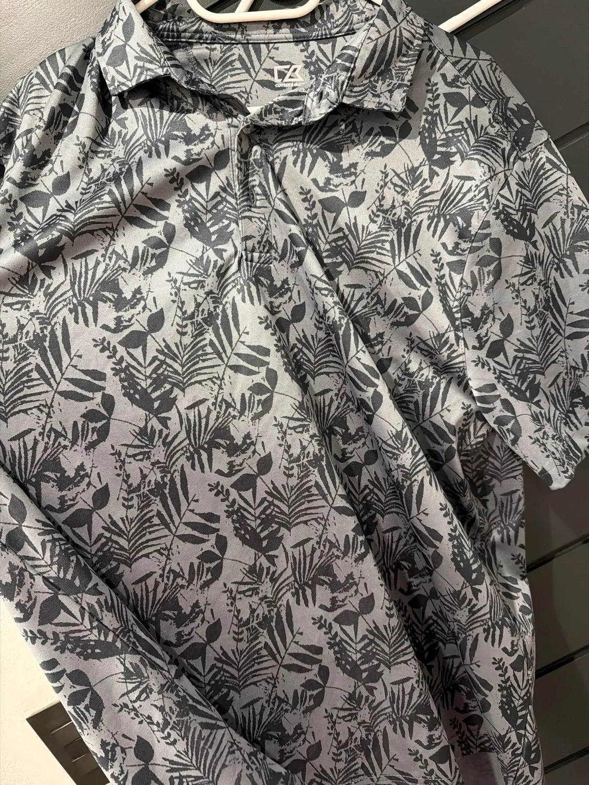 Cutter & Buck Grey Leaf Print Golf Shirt XL