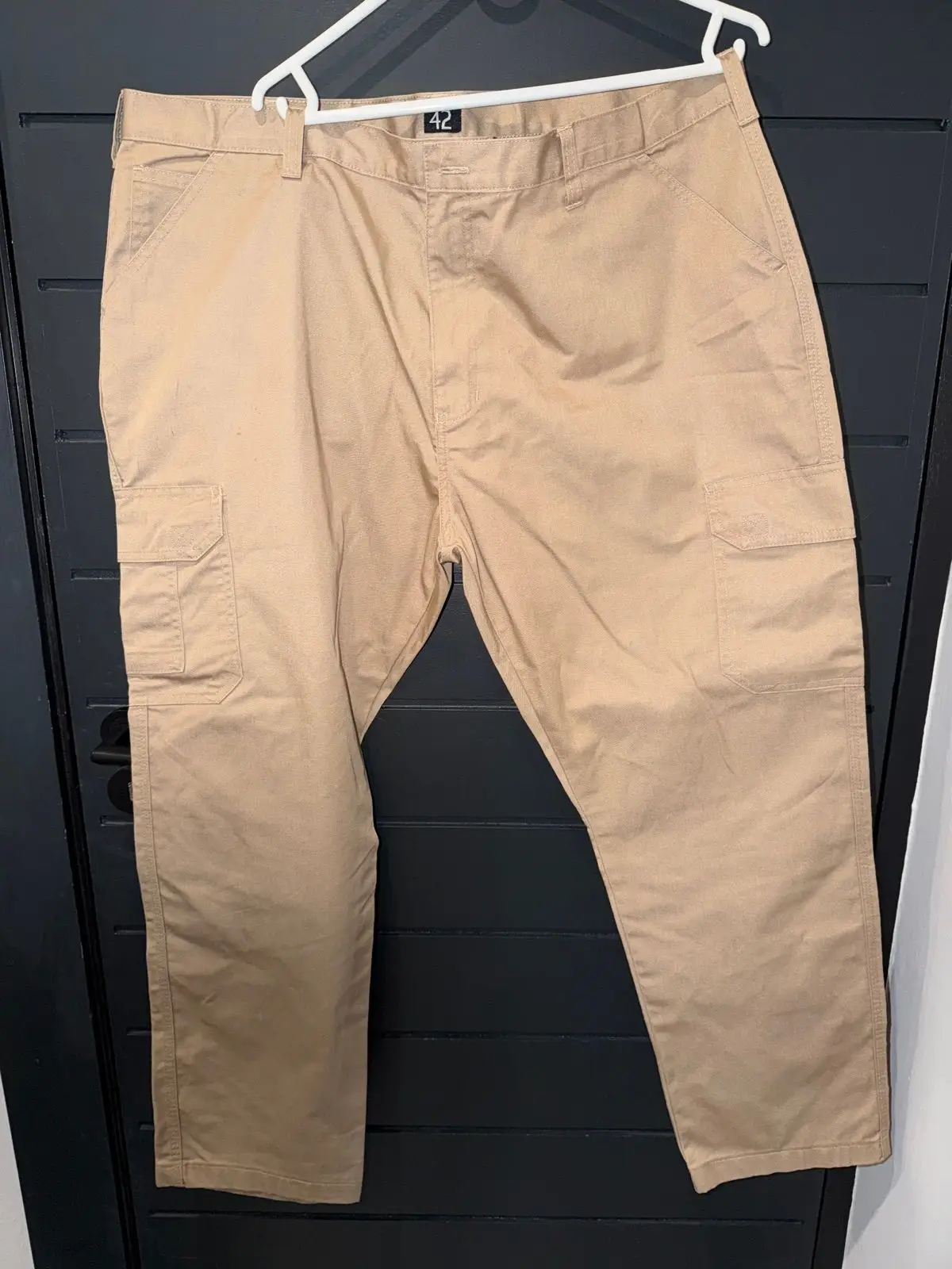 Jonsson Cream Cargo Pants