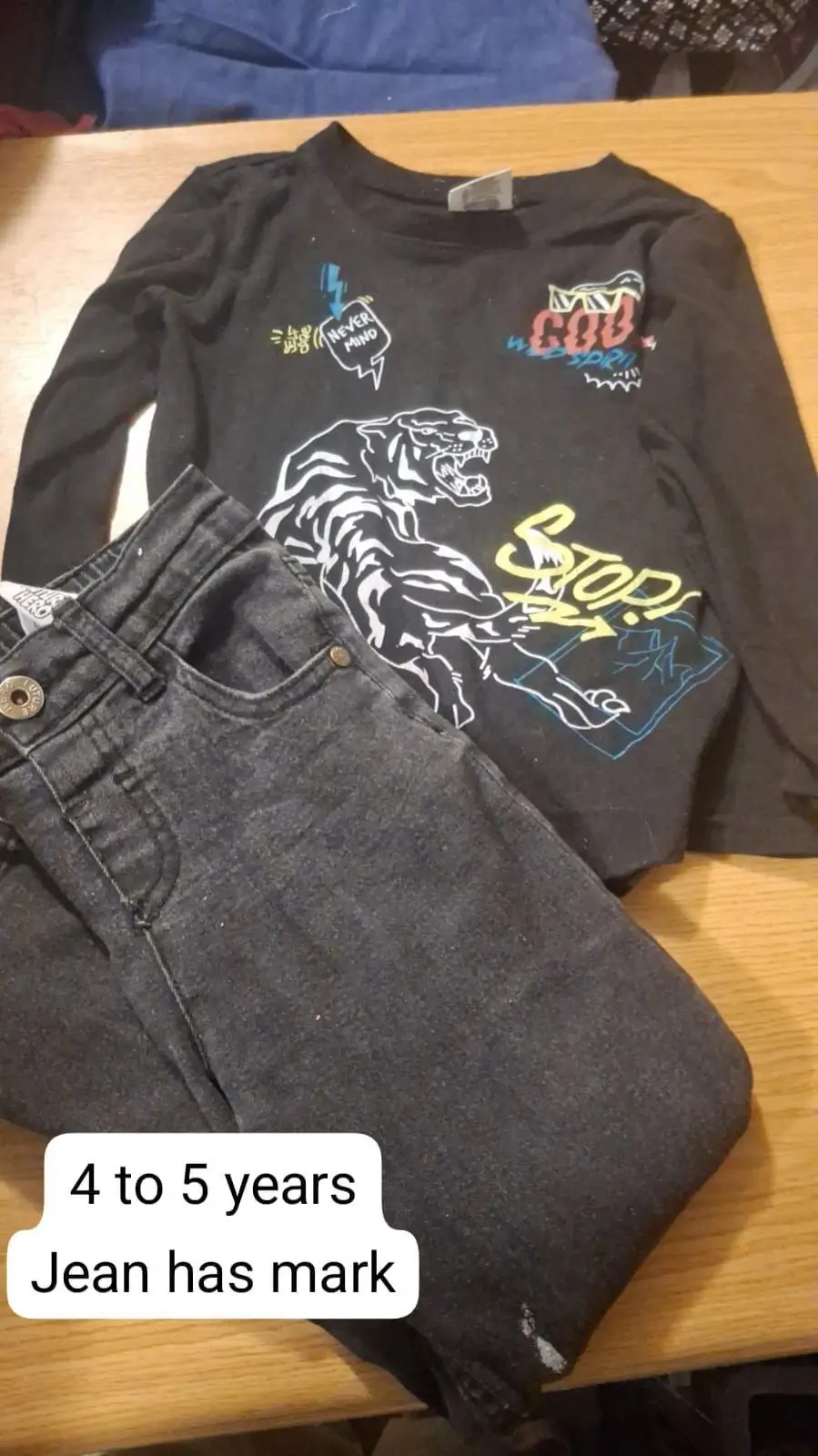 Boys Long Sleeve Top and Jeans Set 4-5 Years