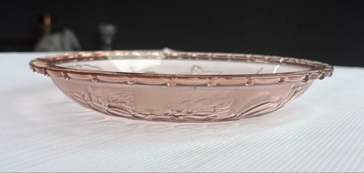 Vintage Pink Depression Glass Fruit Bowl