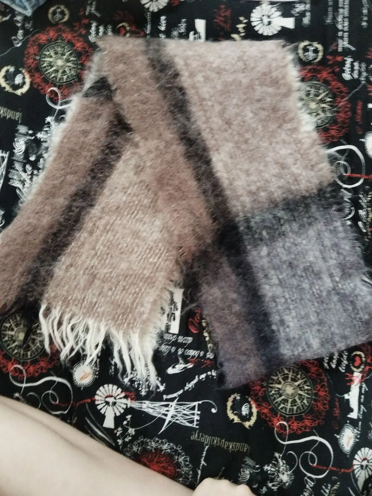 Fuzzy Plaid Pattern Scarf with Fringe