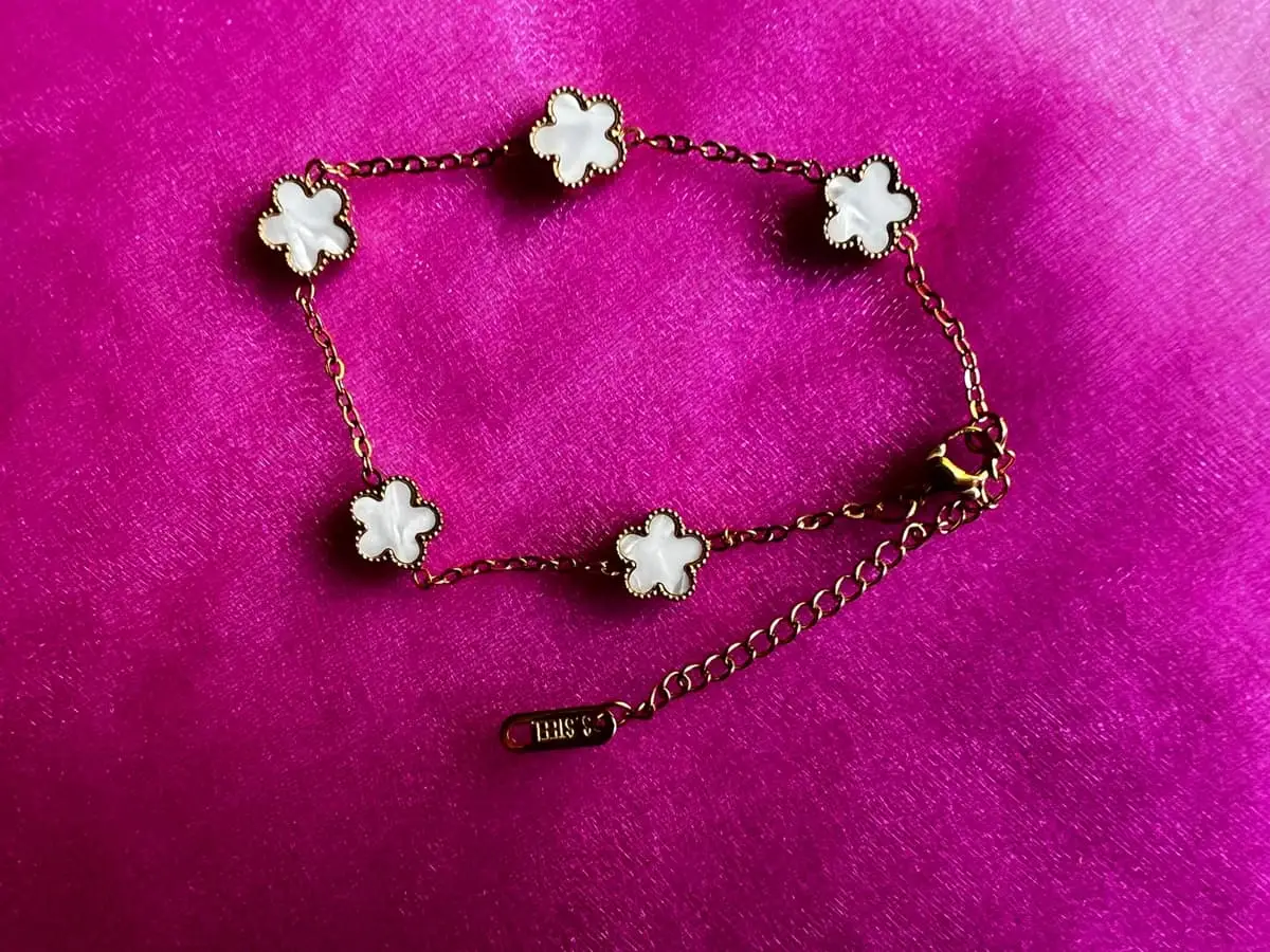 Flower braclet Flower bracelet