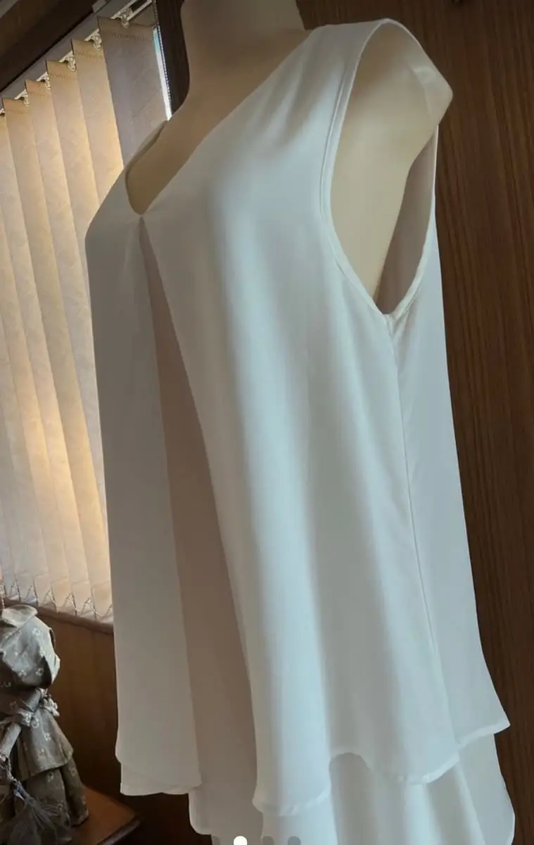 Look at photo Elegant Blouse