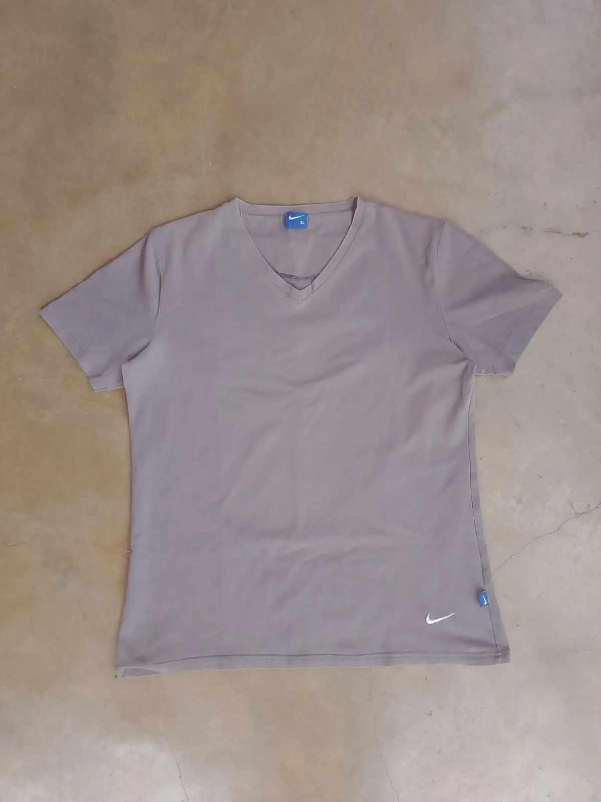 Nike V-Neck Short Sleeve T-Shirt Grey XL