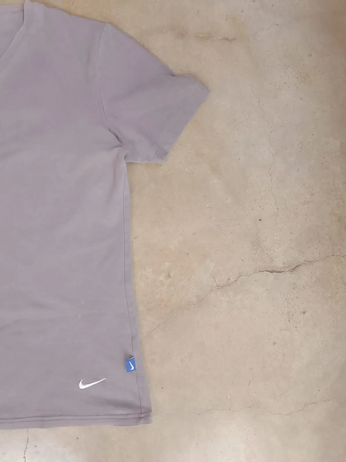 Nike V-Neck Short Sleeve T-Shirt Grey XL