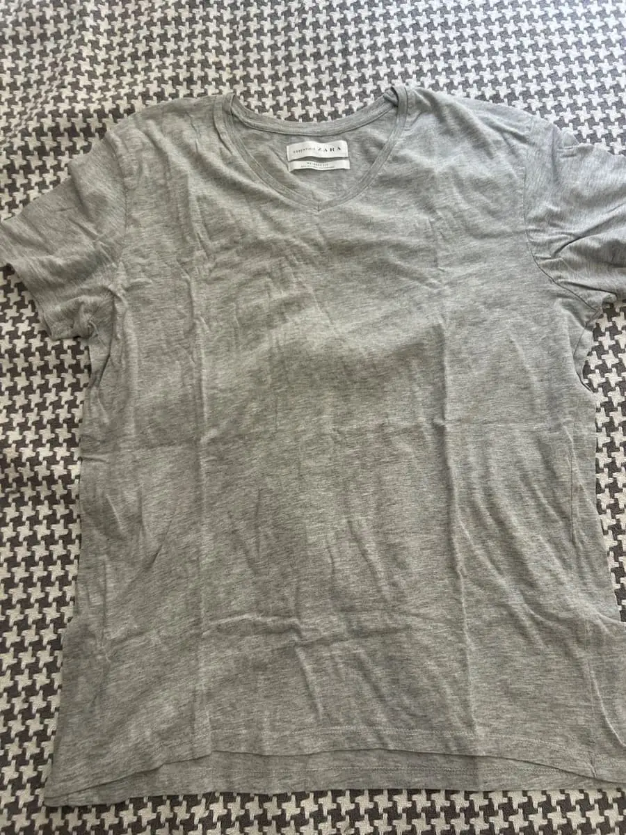 ZARA Essentials Heather Grey V-Neck T-Shirt (Size XL)