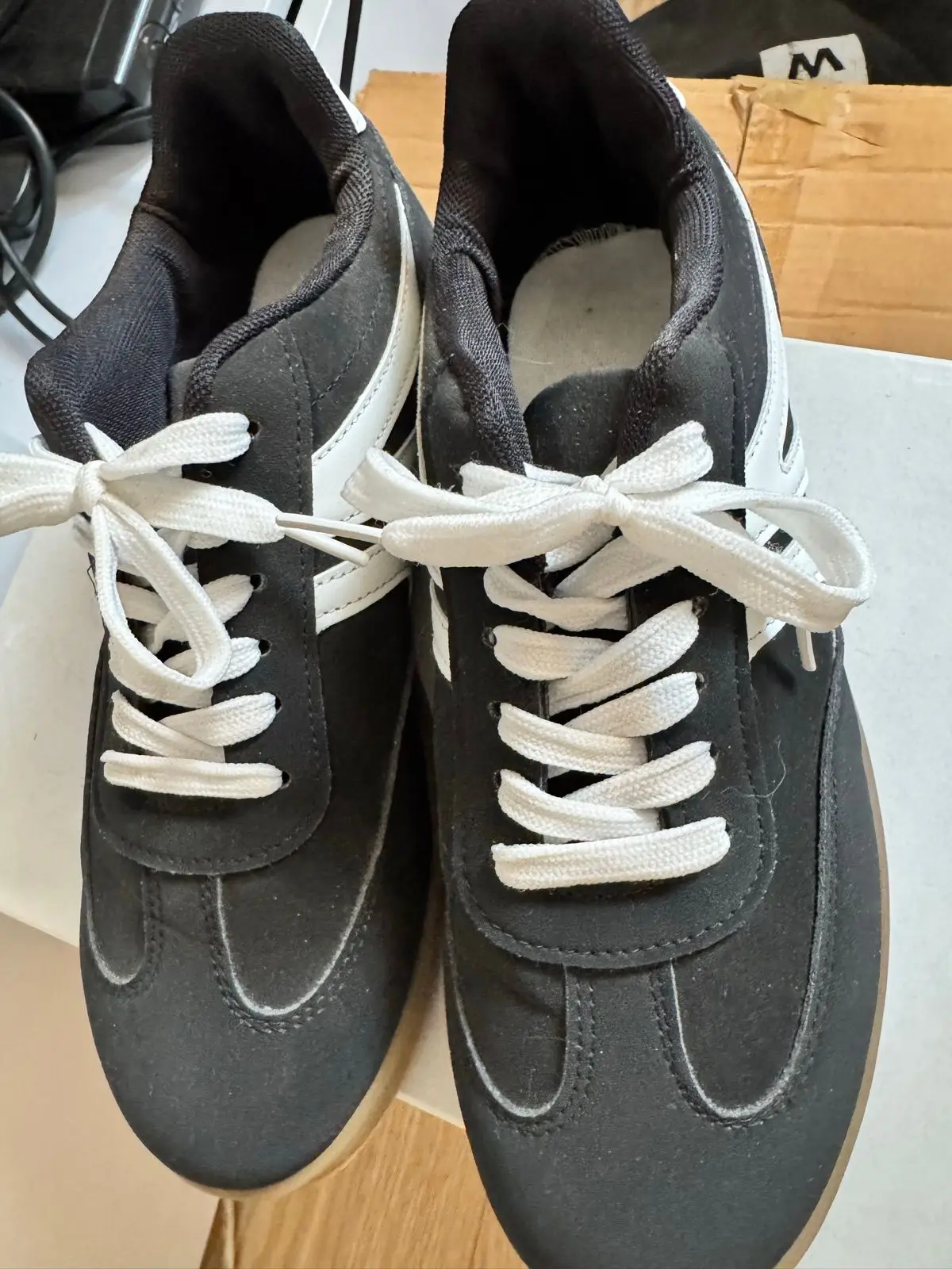 Black and White Casual Sneakers with Gum Sole Size 8