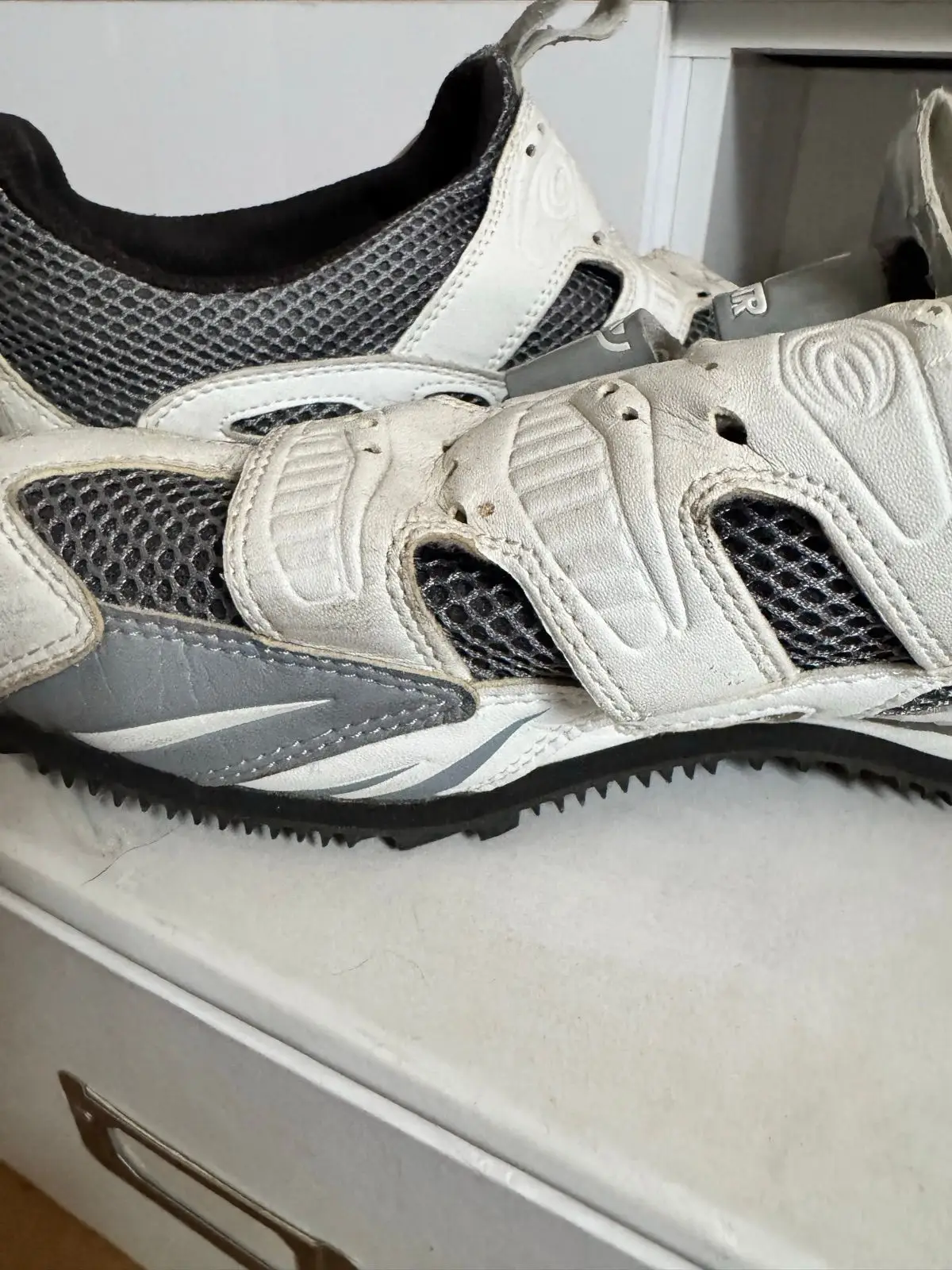 Generic White and Grey Cycling Shoes Size 7