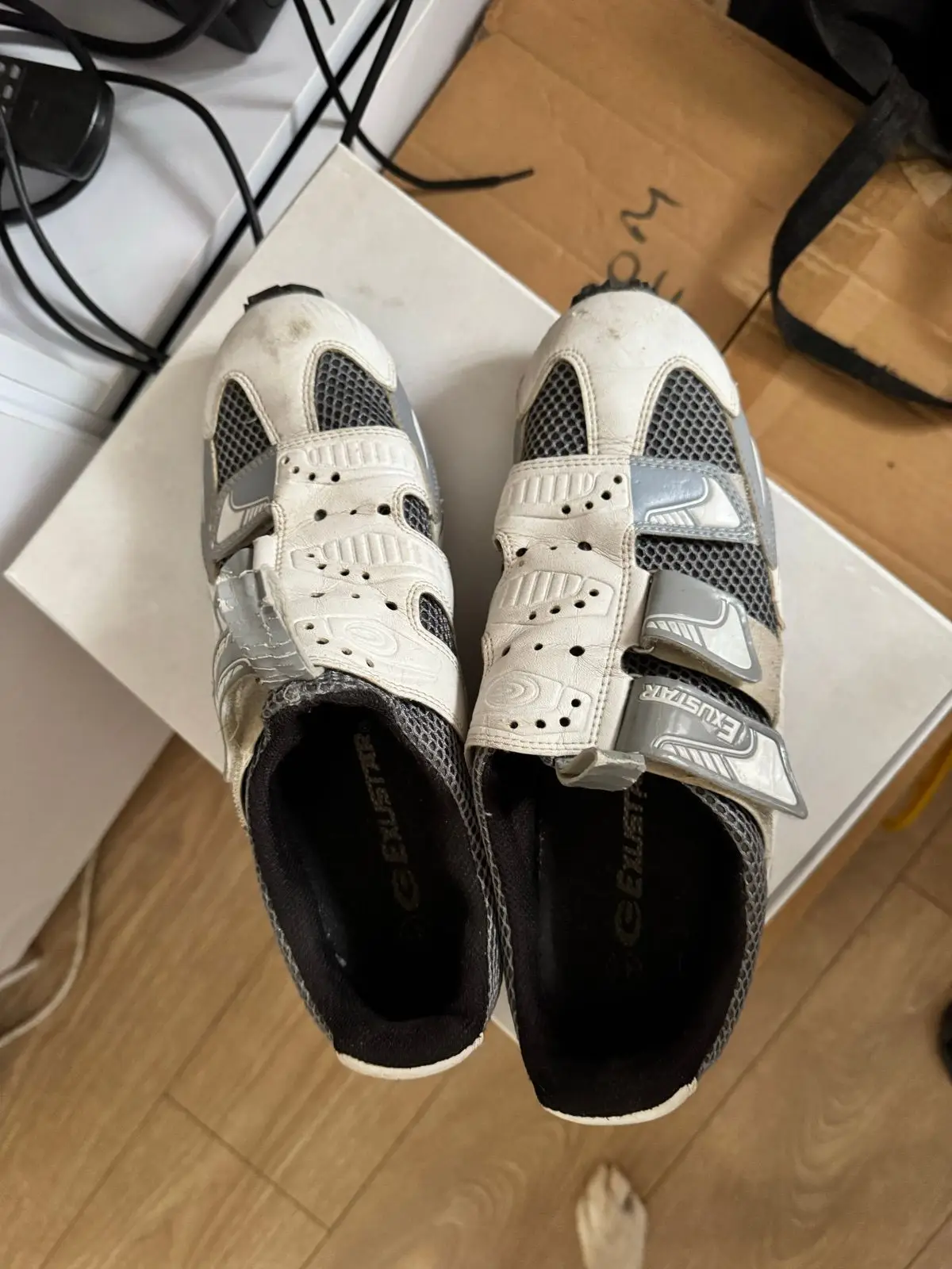 Generic White and Grey Cycling Shoes Size 7