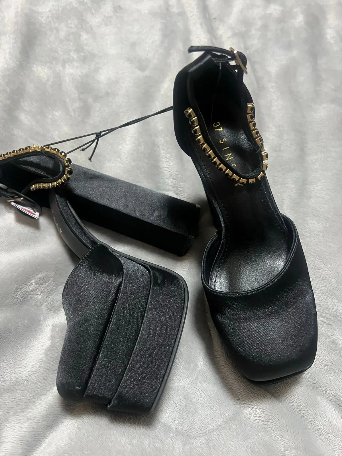 Sinsay Black Satin Platform Heels Size 4