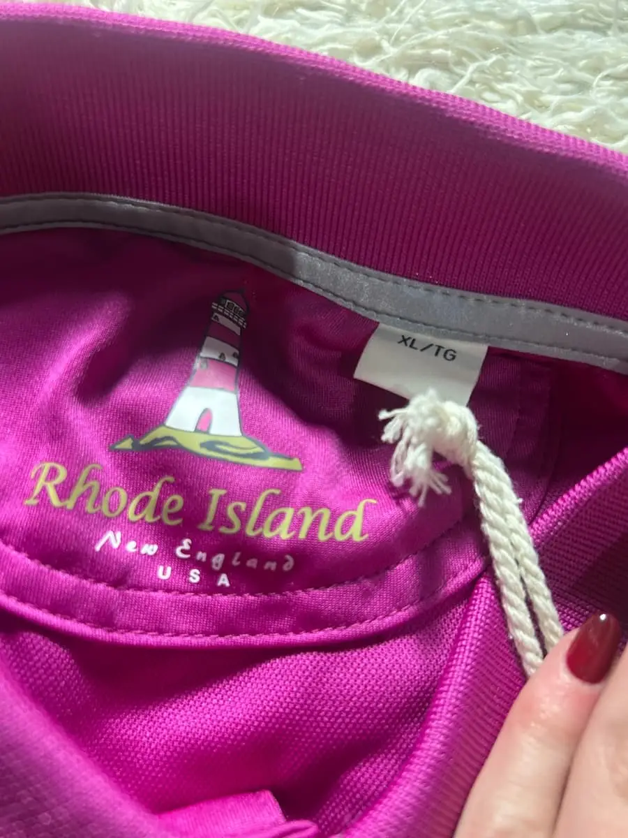 BNWT Rhode Island Men's Magenta Performance Golf Polo Shirt – XL