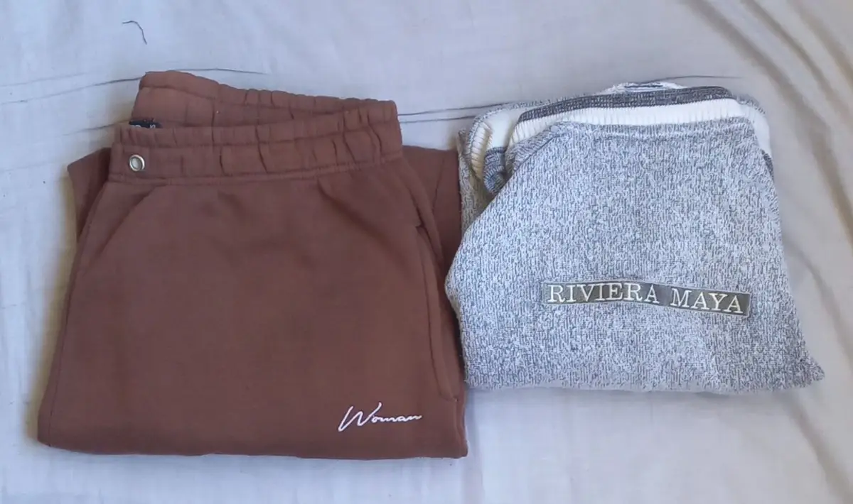 Boohoo Brown Joggers and Riviera Maya Sweatshirt Bundle